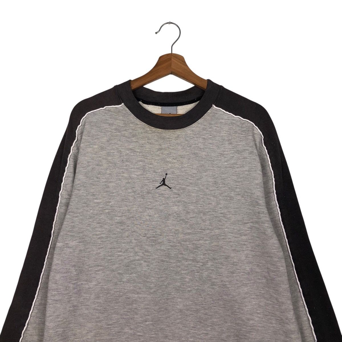 Jordan Brand 📌Vintage Long Sleeve Sweatshirt Air Jordan Small Pony Size US M / EU 48-50 / 2 - 4 Thumbnail