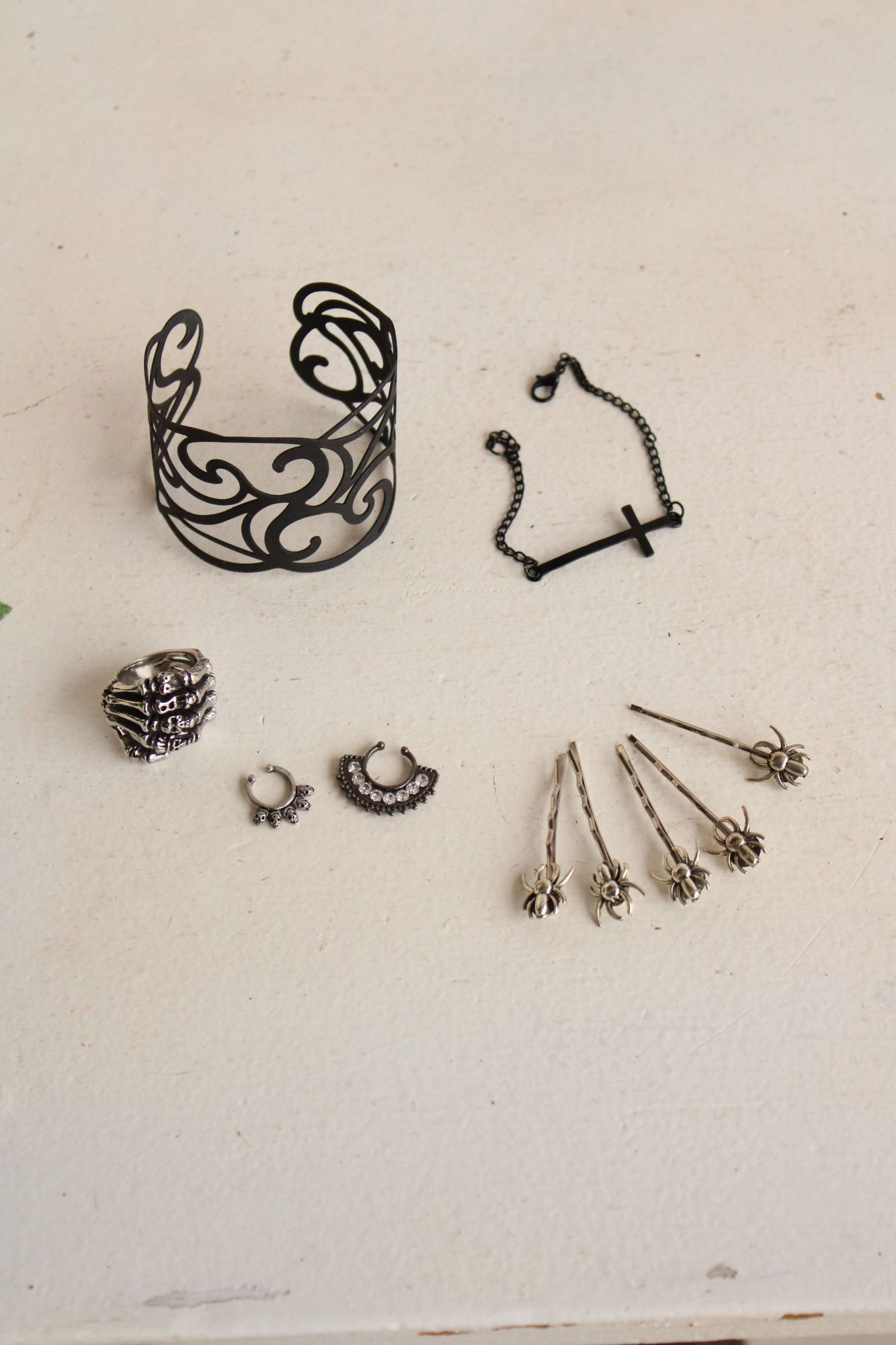 Other Jewelry Lot, Goth Style Bracelets, Skeleton ring, Spider hai Size ONE SIZE - 2 Thumbnail