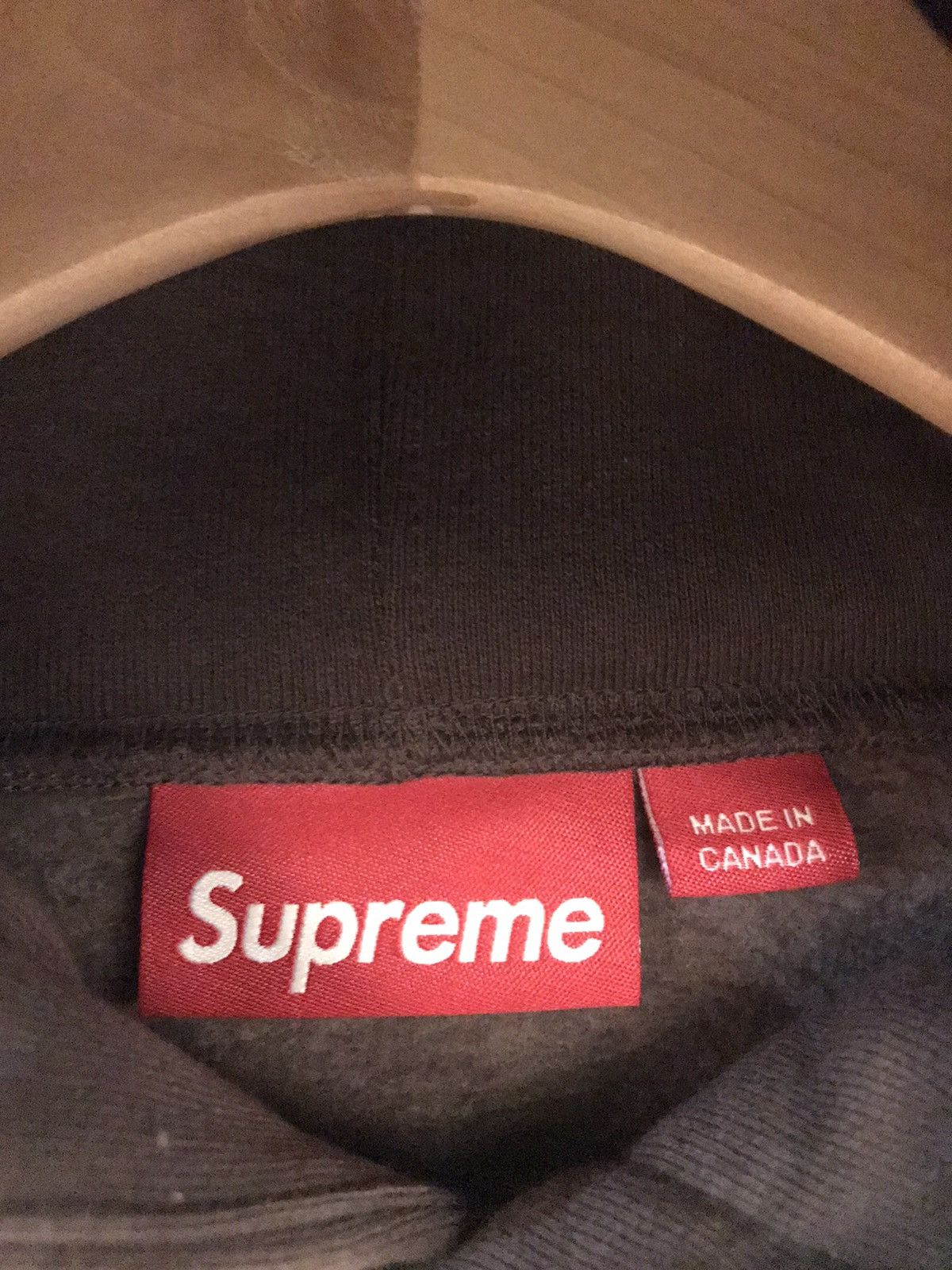 Supreme SS24 deadstock supreme logo sabotage gradient hoodie Size US L / EU 52-54 / 3 - 4 Thumbnail