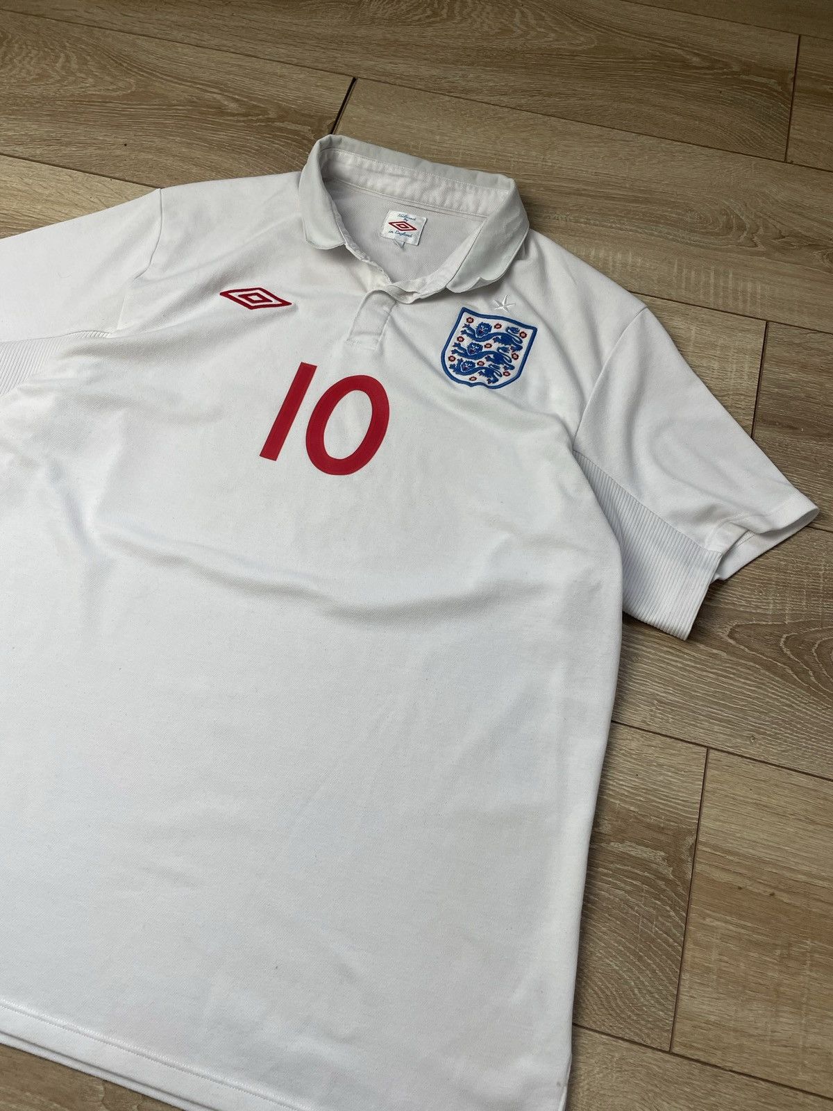 Umbro 2009-10 Player Issue England Home Shirt Rooney L Size US L / EU 52-54 / 3 - 2 Thumbnail