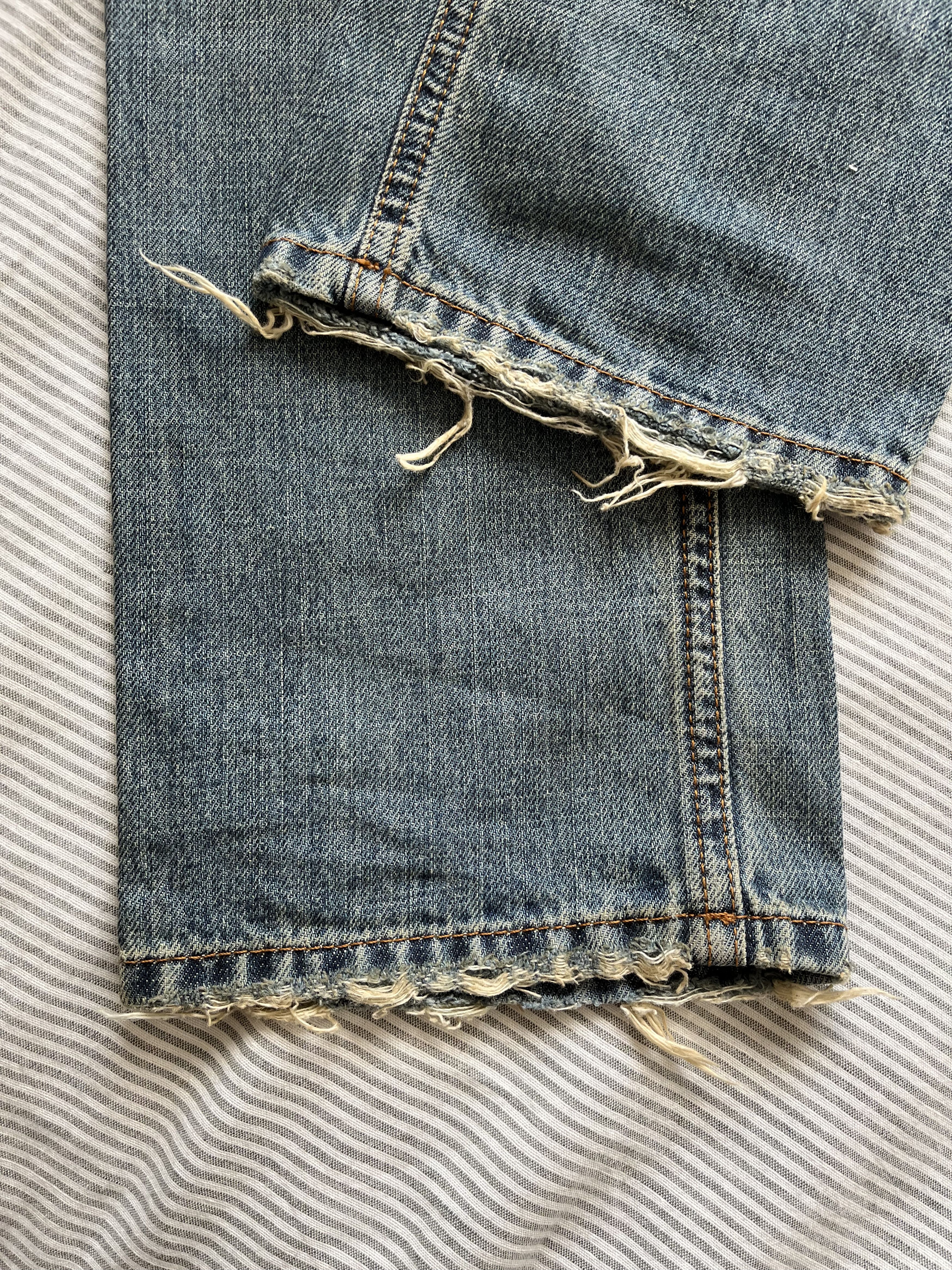 Dolce & Gabbana Dolce & Gabbana Light Wash Distressed Denim Jeans Size US 30 / EU 46 - 7 Thumbnail