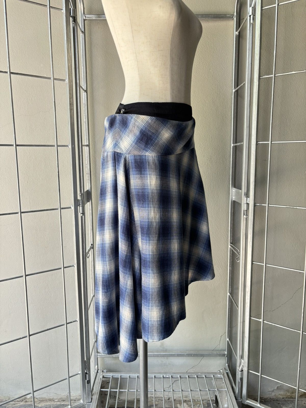 Maison Margiela MM6 Maison Margiela layered plaid skirt Size 26" / US 2 / IT 38 - 9 Thumbnail
