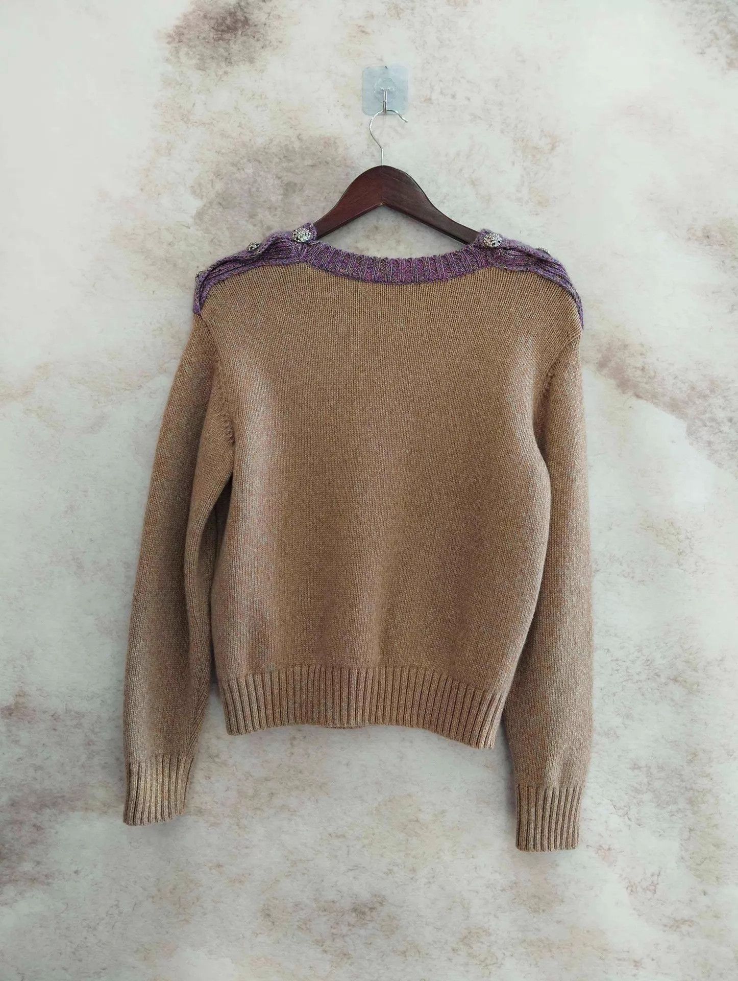 Chanel CHANEL 22K Crystal-Button Colorblock Crew Cashmere LS 38 Size S / US 4 / IT 40 - 2 Thumbnail