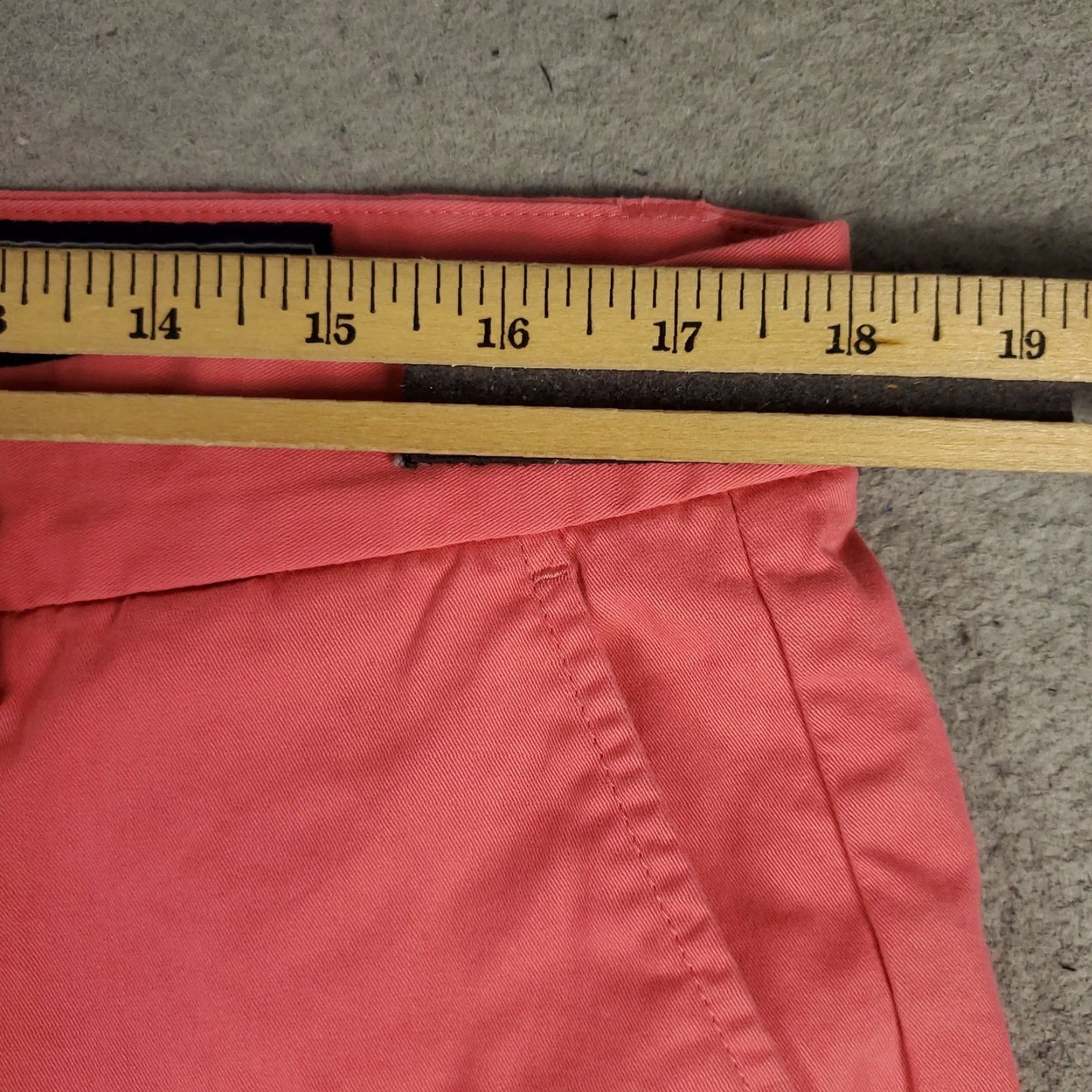 Vineyard Vines Vineyard Vines Shorts Mens 35 Pink Chino Flat Front Slash Pocket Casual Wear Size US 35 - 4 Thumbnail