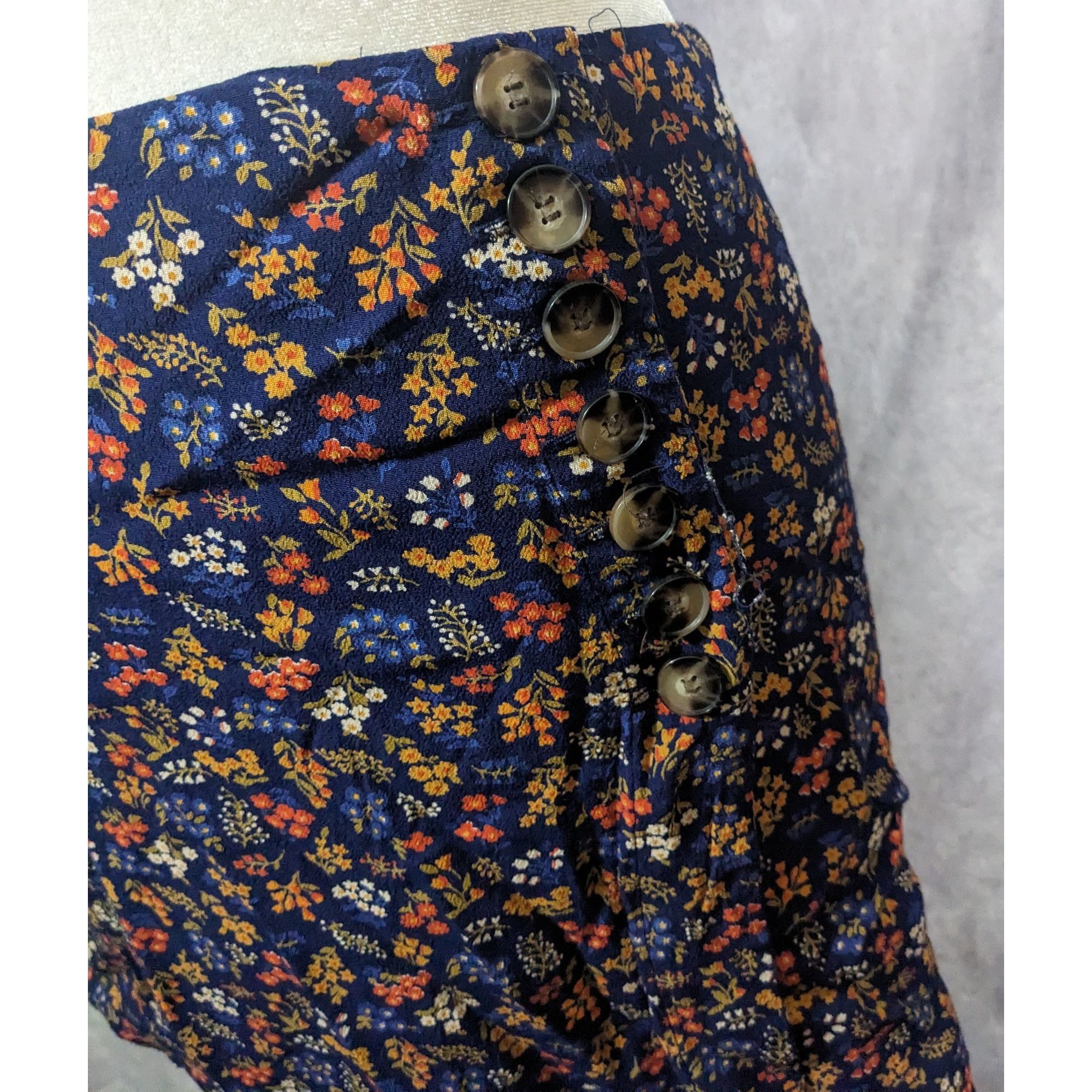 Madewell Madewell Blue Floral Cottagecore A-Line Mini Skirt Size 26" / US 2 / IT 38 - 9 Thumbnail
