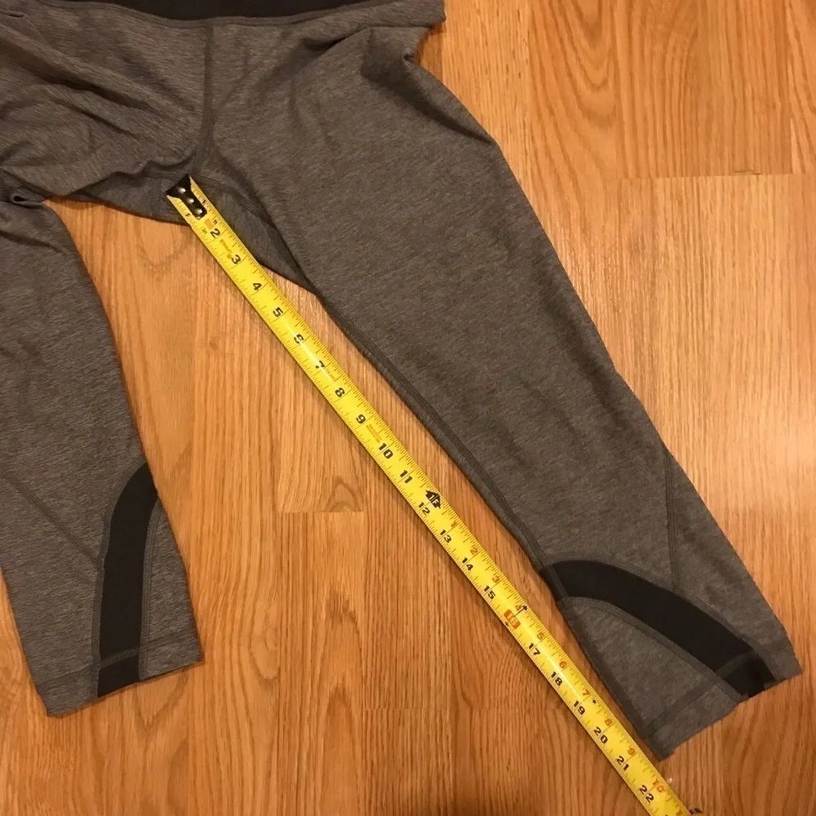 Lululemon Lululemon Run Inspire Crop II Luxtreme 6 Cropped Leggings Size 28" / US 6 / IT 42 - 8 Thumbnail