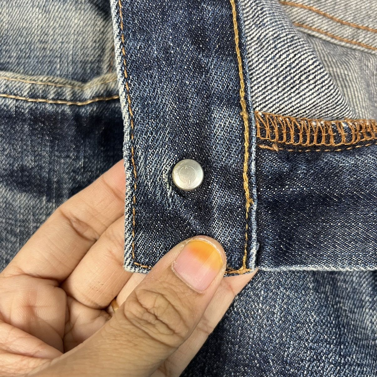 Japanese Brand Vintage Japanese Designer Distressed Faded Denim Size US 32 / EU 48 - 18 Thumbnail