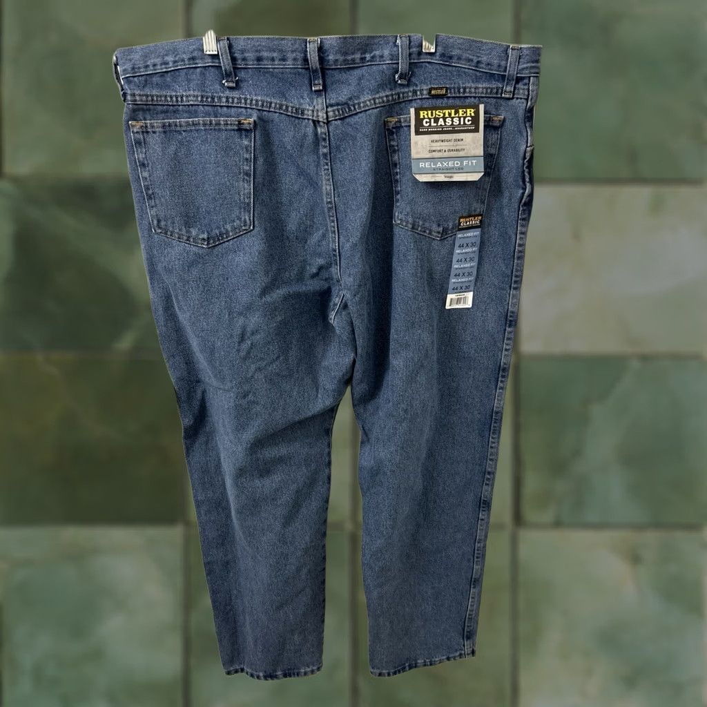 Wrangler Wrangler Rustler Jeans Mens 44x30 Light Wash Relaxed Fit Heavyweight Denim NWT Size US 44 / EU 60 - 1 Thumbnail