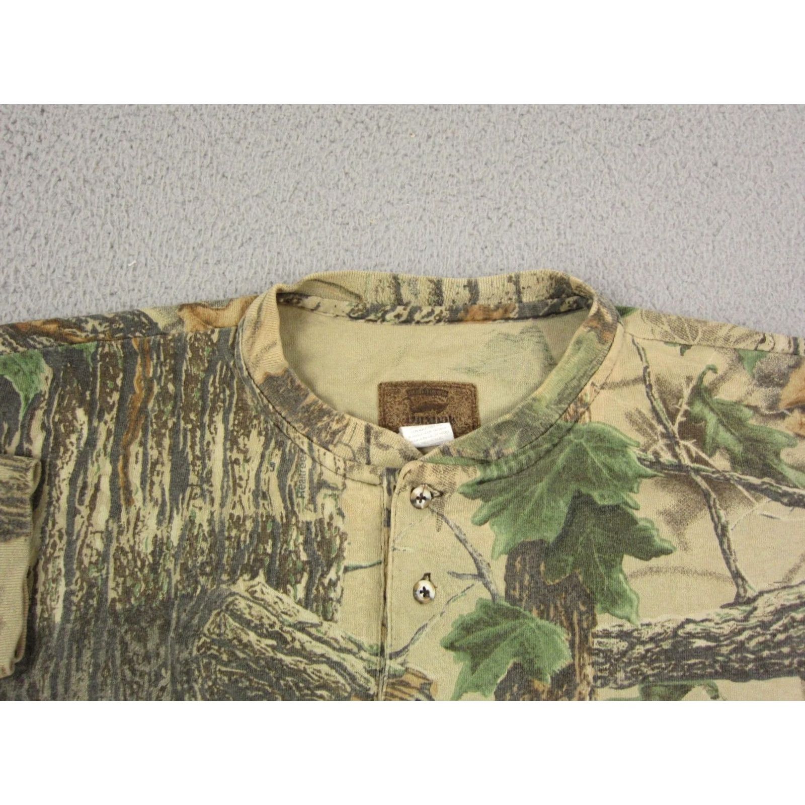 Realtree VINTAGE Realtree Shirt Adult 2XL XXL Green Brown Duxbax Henley Hunting T Mens 80s Classic Size US XXL / EU 58 / 5 - 2 Thumbnail