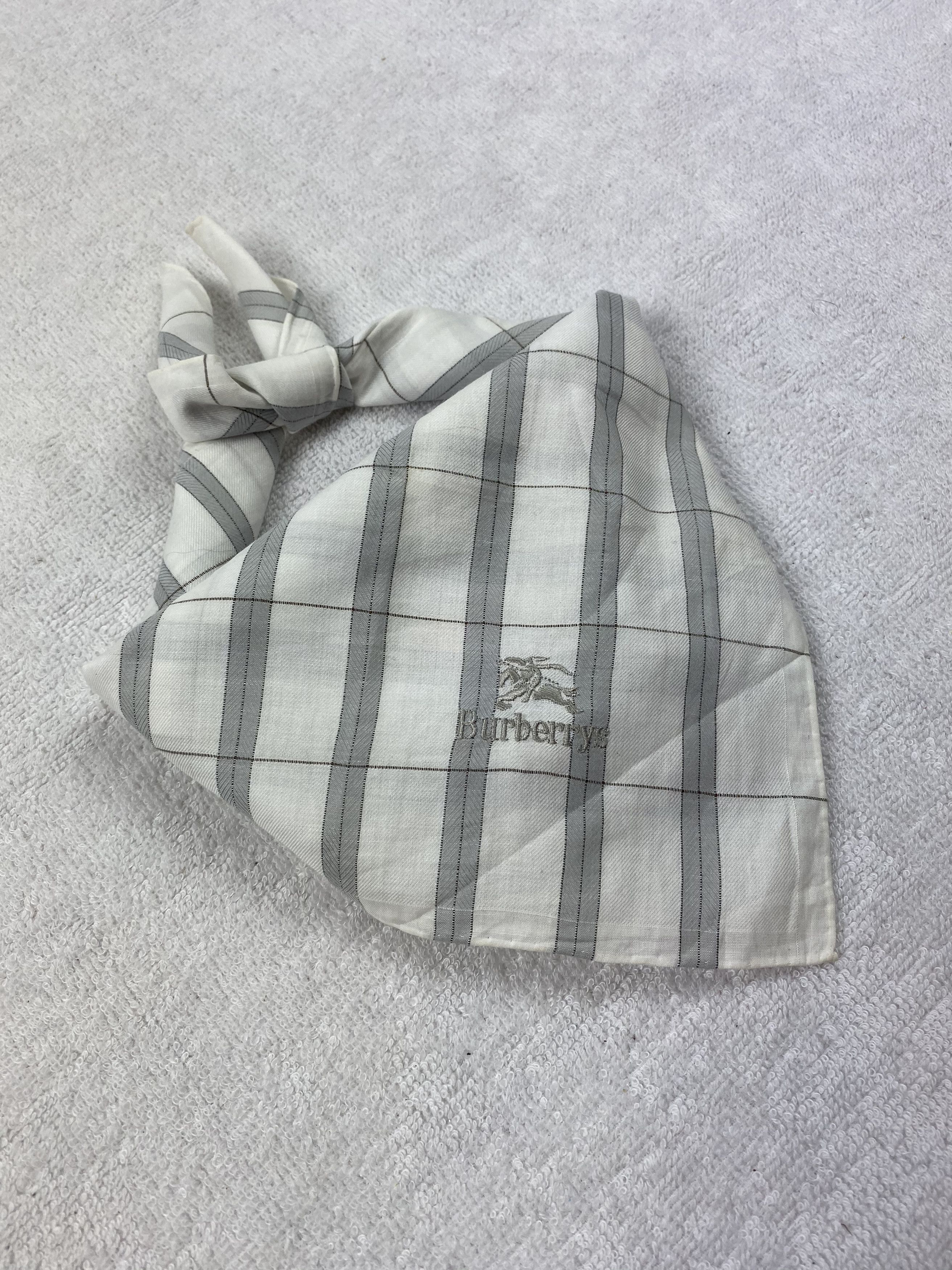 Burberry Vintage Burberrys Handkerchief / Bandana / Neckerchief Size ONE SIZE - 1 Thumbnail