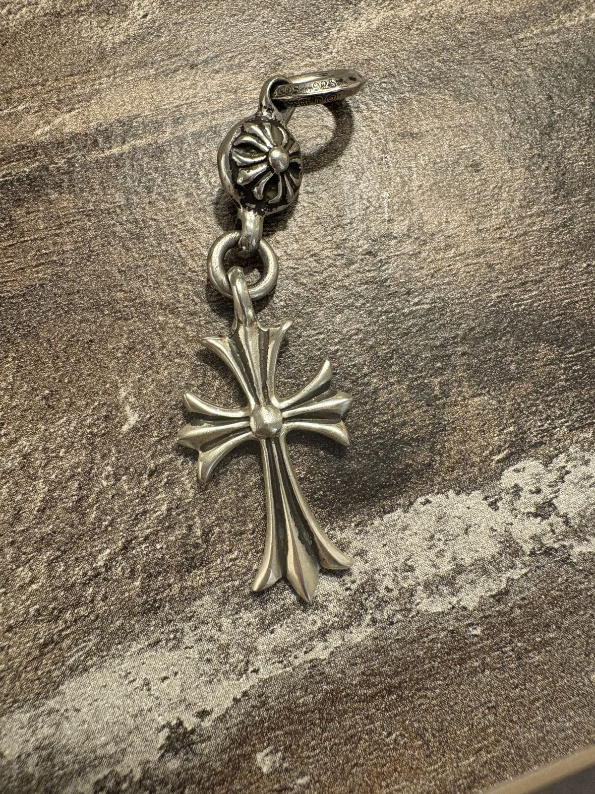 Chrome Hearts Tiny Cross Pendant | Grailed