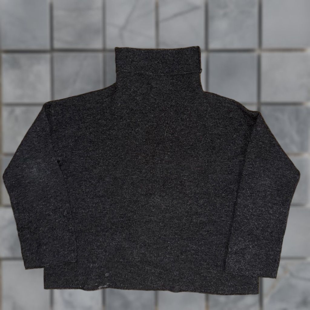Ralph Lauren Ralph Lauren Sport Wool Turtle Neck Sweater Gray Large L Women Pullover Size L / US 10 / IT 46 - 1 Thumbnail