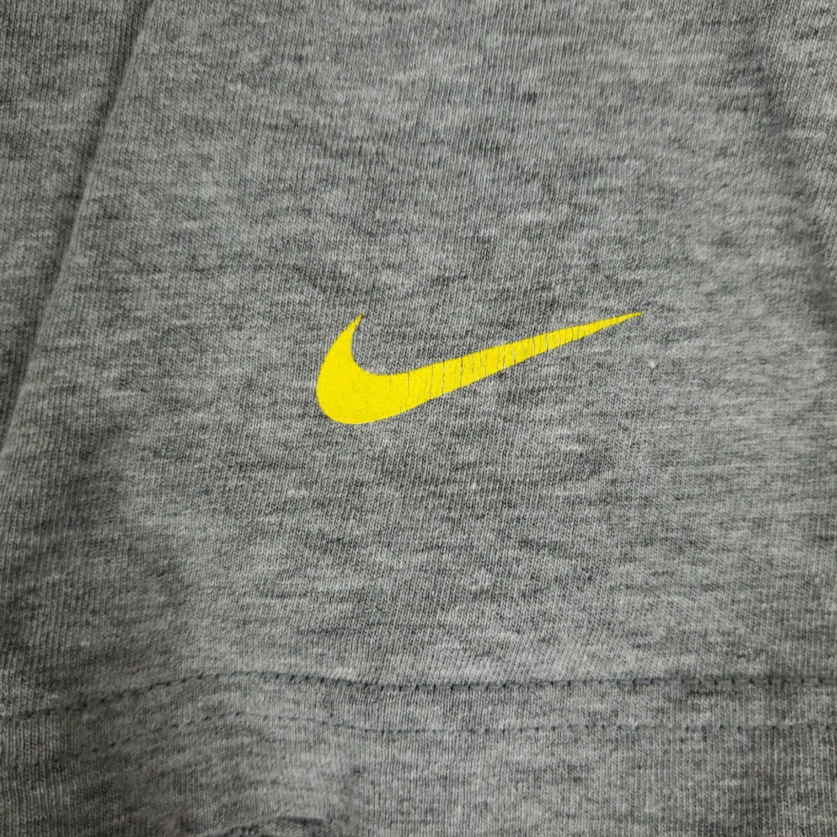Nike Nike Dri-Fit T-Shirt Mens XL Gray Short Sleeve Casual Logo Sports Size US XL / EU 56 / 4 - 4 Thumbnail
