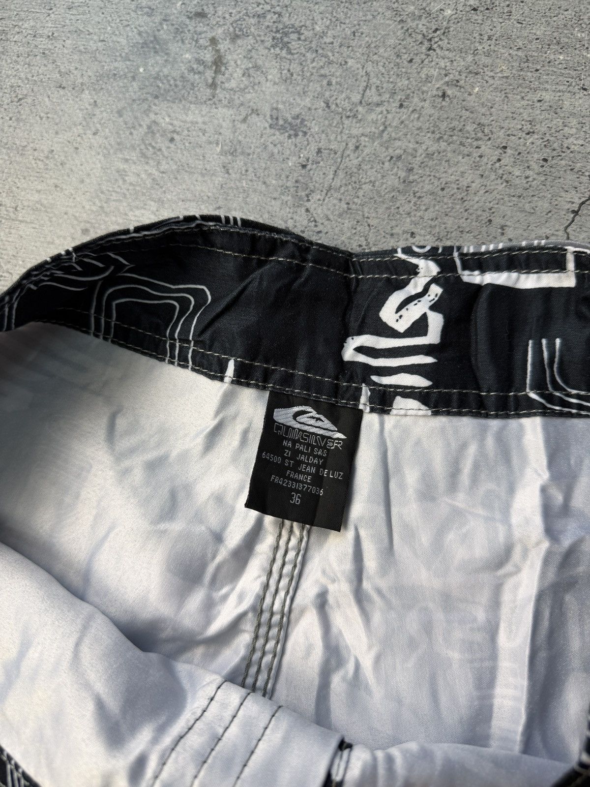 Quiksilver VINTAGE BIG LOGO QUIKSILVER SHORTS Size US 36 / EU 52 - 5 Thumbnail