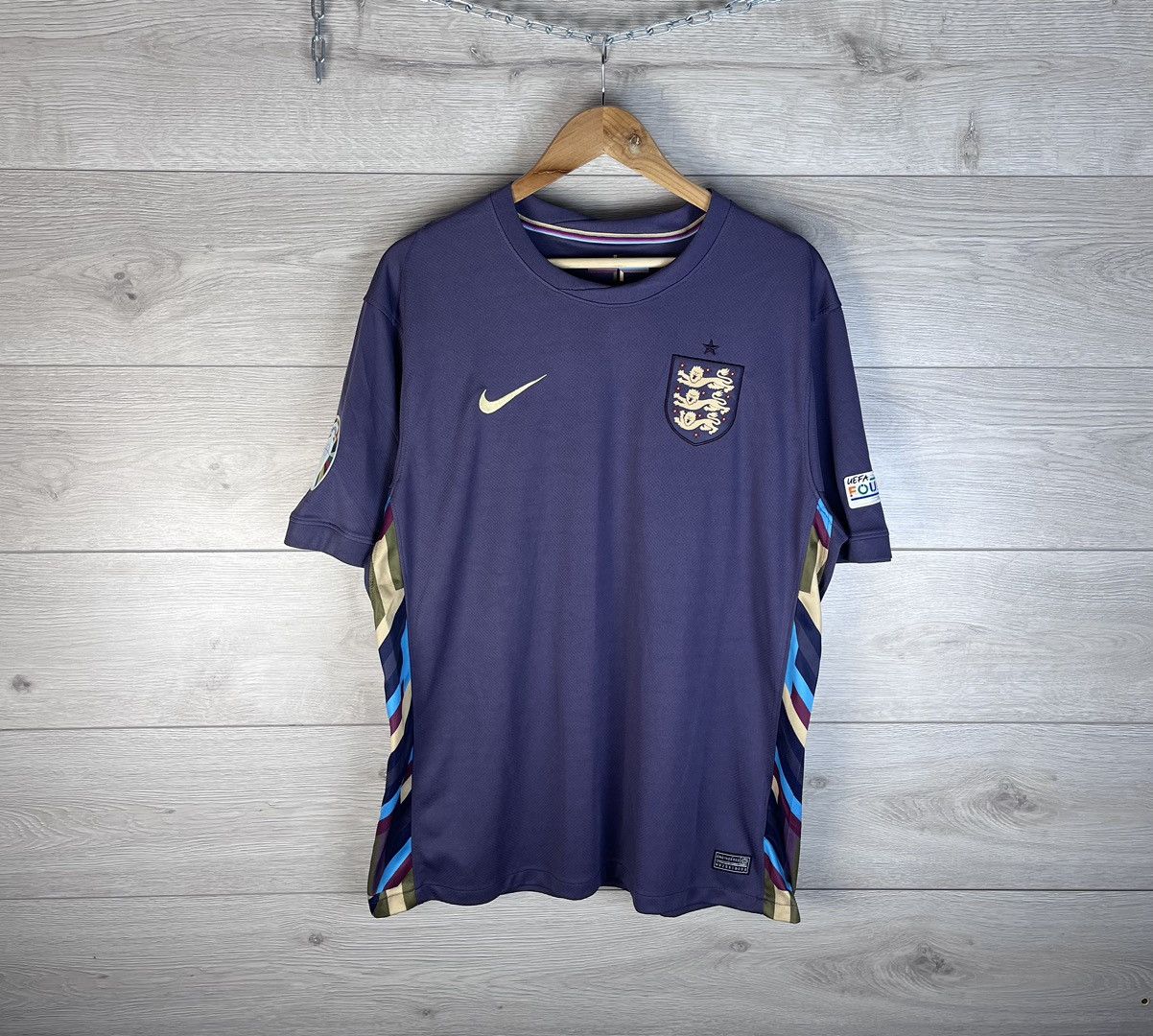 Nike Men’s football jersey Nike England 🏴󠁧󠁢󠁥󠁮󠁧󠁿 size Xl UEFA sport Size US XL / EU 56 / 4 - 1 Thumbnail