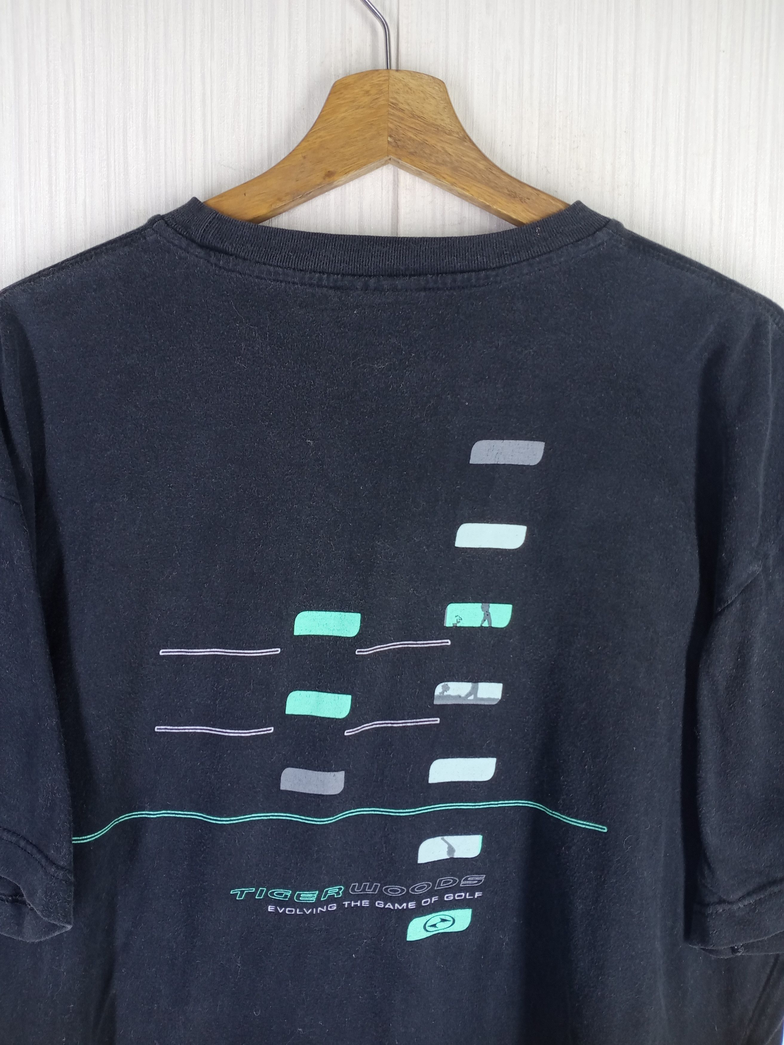 Nike Rare Vintage 00s Nike Tiger Woods Tshirt Size US L / EU 52-54 / 3 - 4 Thumbnail