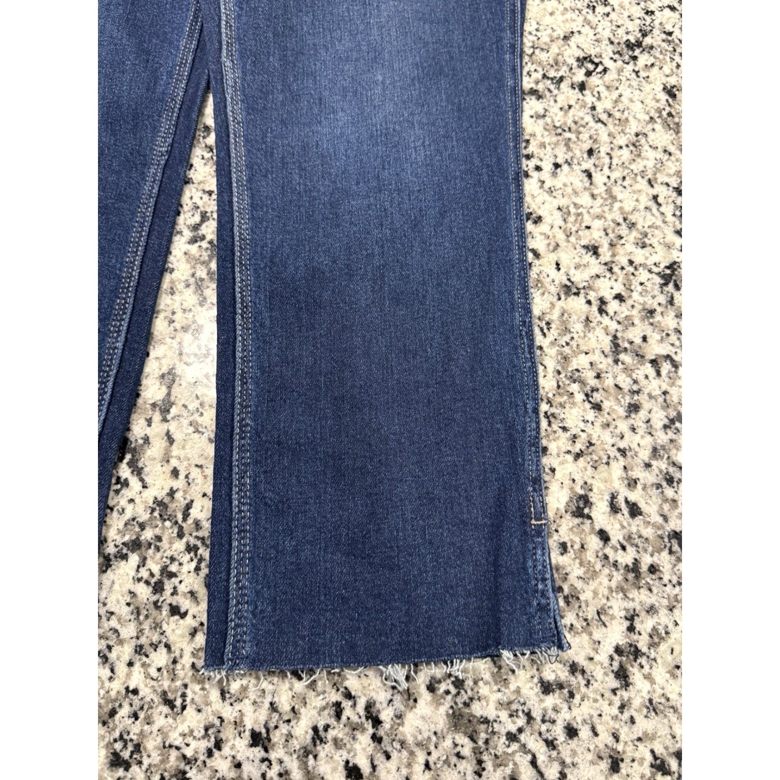 Vintage Judy Blue Jeans Joan Blue High Rise Cropped Straight Split Hem Sz 13/31 Size 34" / US 12 / IT 48 - 4 Thumbnail