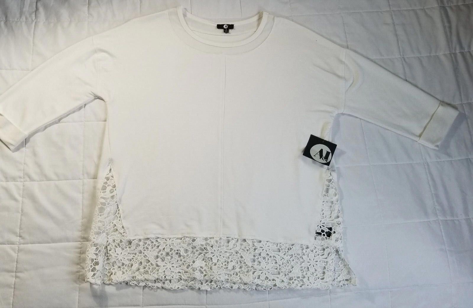I Am Not A Human Being A&I White Long Sleeve Crocheted Eyelet Cuffs Size Small Size S / US 4 / IT 40 - 1 Thumbnail