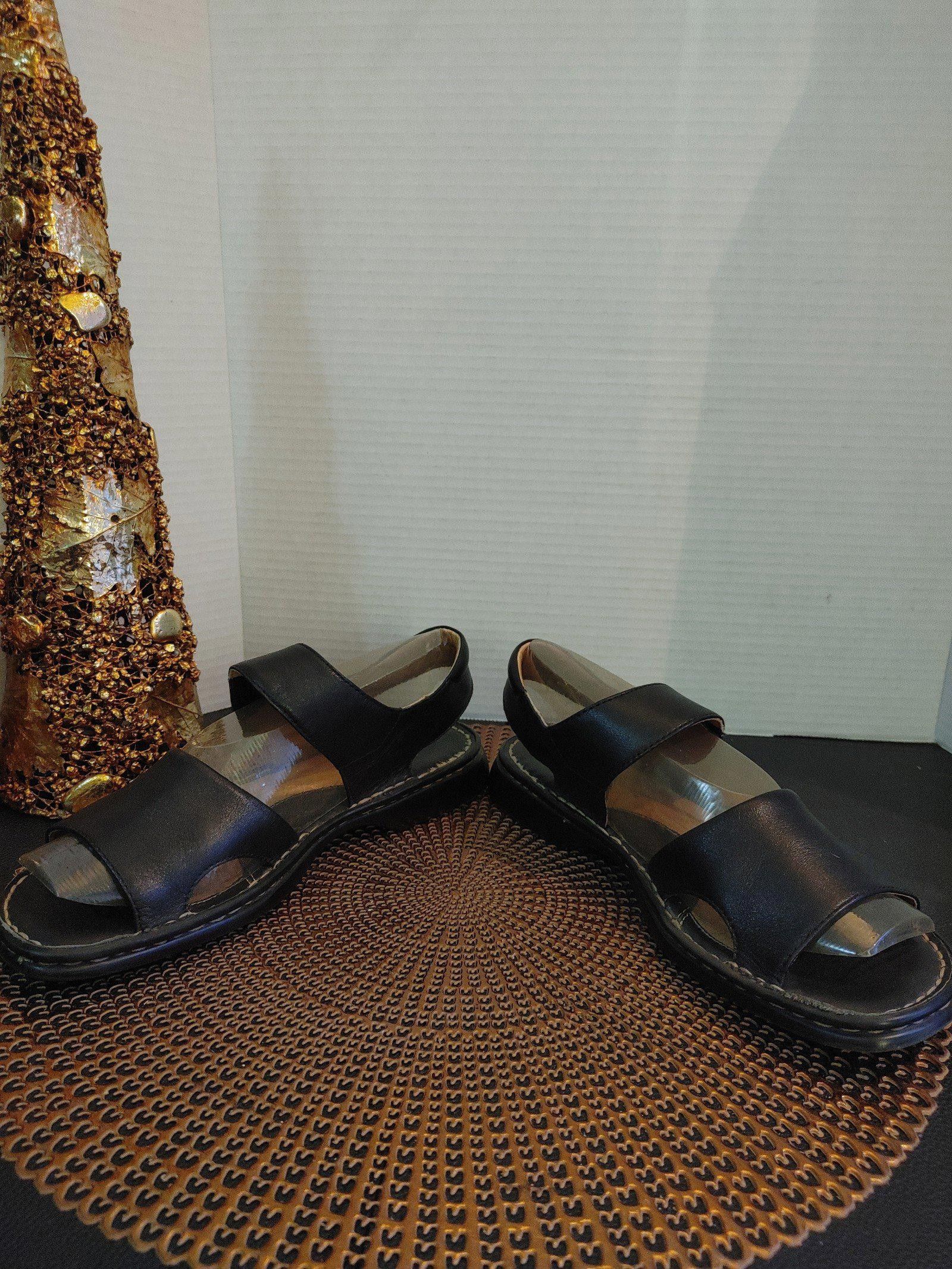 Born Born Leather Sandals Size 9 Size US 9 / IT 39 - 4 Thumbnail