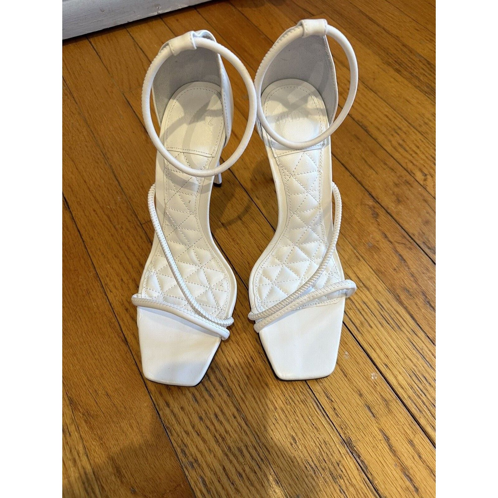SCHUTZ SCHUTZ Gaiah Ankle Strap Sandals in White Leather Size 8 EUC Size US 8 / IT 38 - 5 Thumbnail