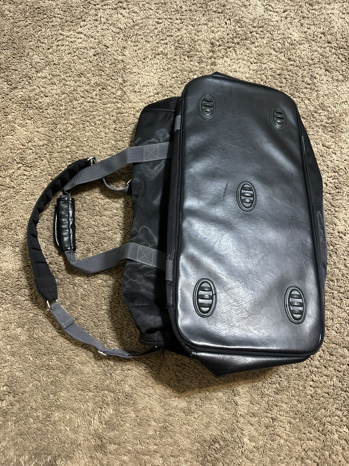Reebok Vintage Reebok “triple black” duffel bag 00s Size ONE SIZE - 5 Thumbnail