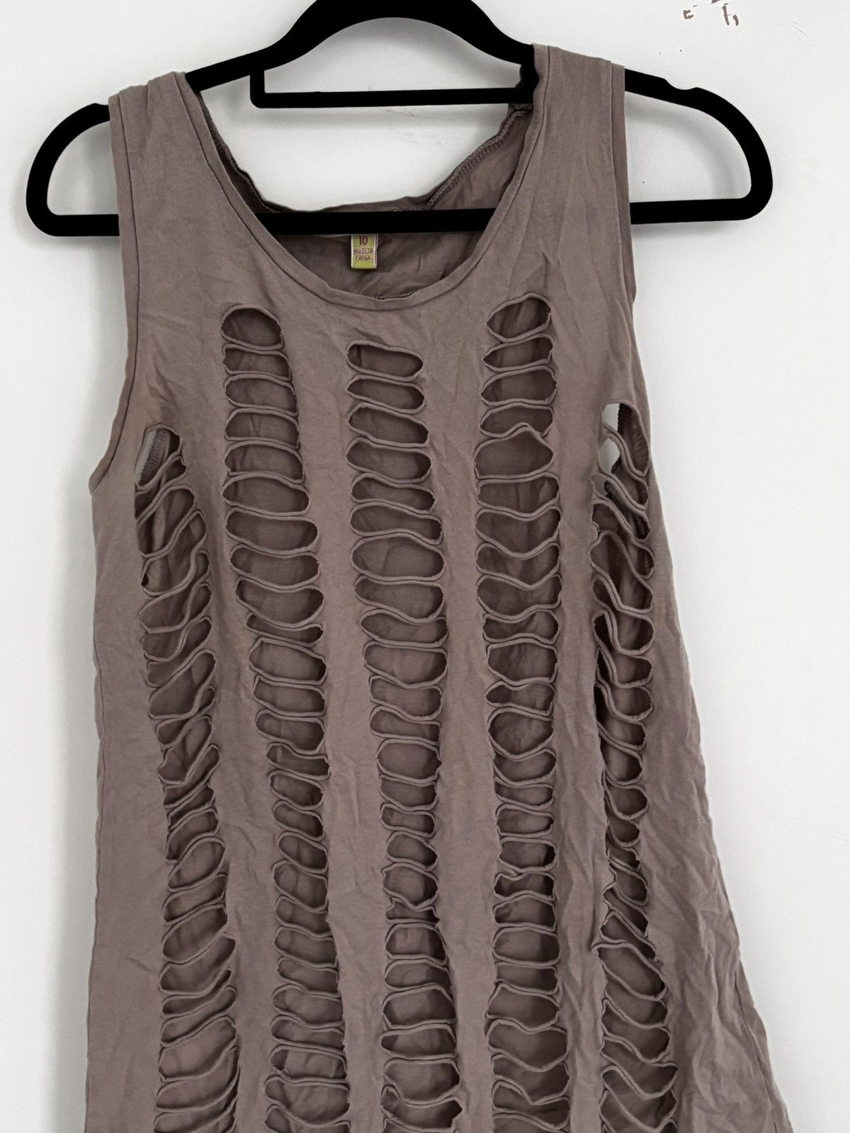 Vintage Avocado designer cutout tank Size M / US 6-8 / IT 42-44 - 1 Thumbnail