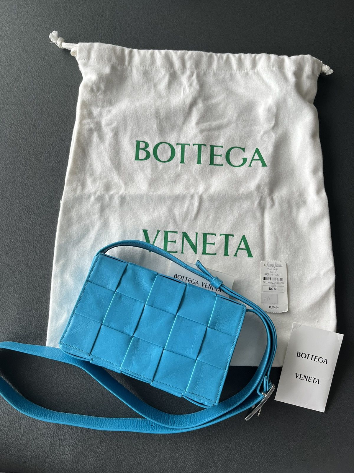Bottega Veneta $3k value Super Runway Brand New Cassette Bag Waxed Leather Size ONE SIZE - 9 Thumbnail