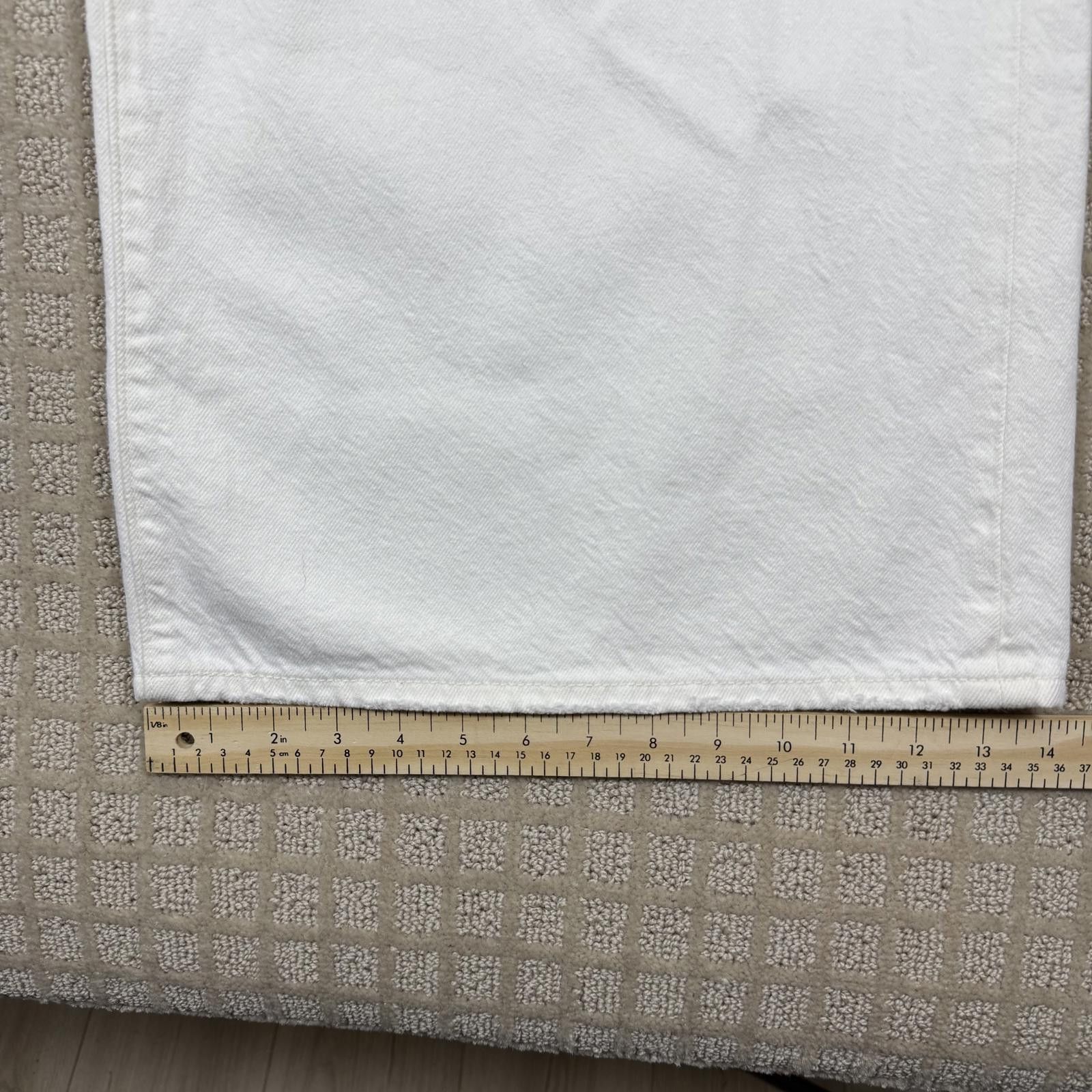 Levi’s XL Flood White Wide Leg Jeans 32x32 NWT