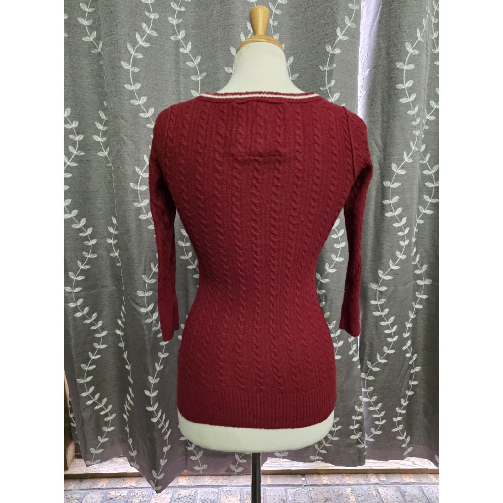 Abercrombie & Fitch VINTAGE Abercrombie & Fitch Cable Knit Long Sleeve Stretch Top Red Women's Large Blouse Slim V-Neck 3/4 Sleeve Embroidered Preppy 90s Casual Shirt Size L / US 10 / IT 46 - 5 Thumbnail