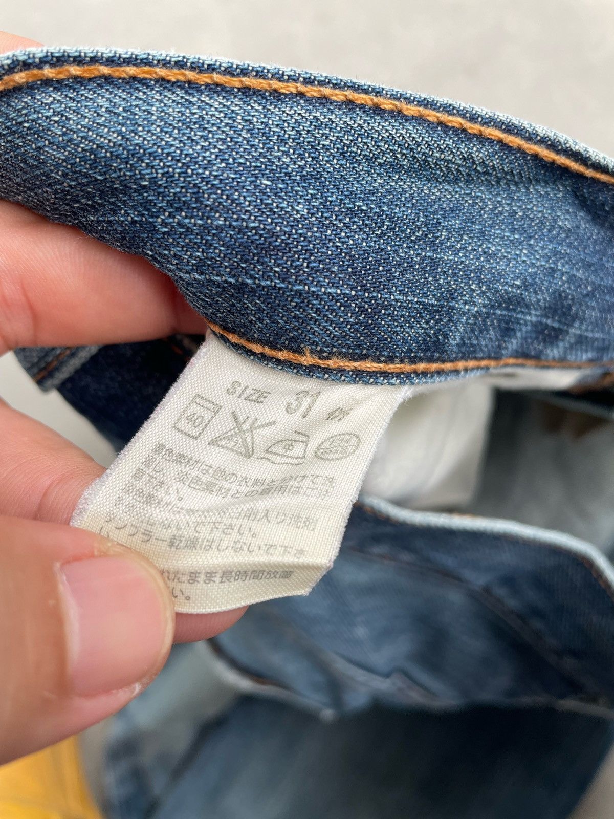Levi's × Vintage Y2K LEVIS 505 MADE IN JAPAN WELL WORN Size US 31 - 9 Thumbnail