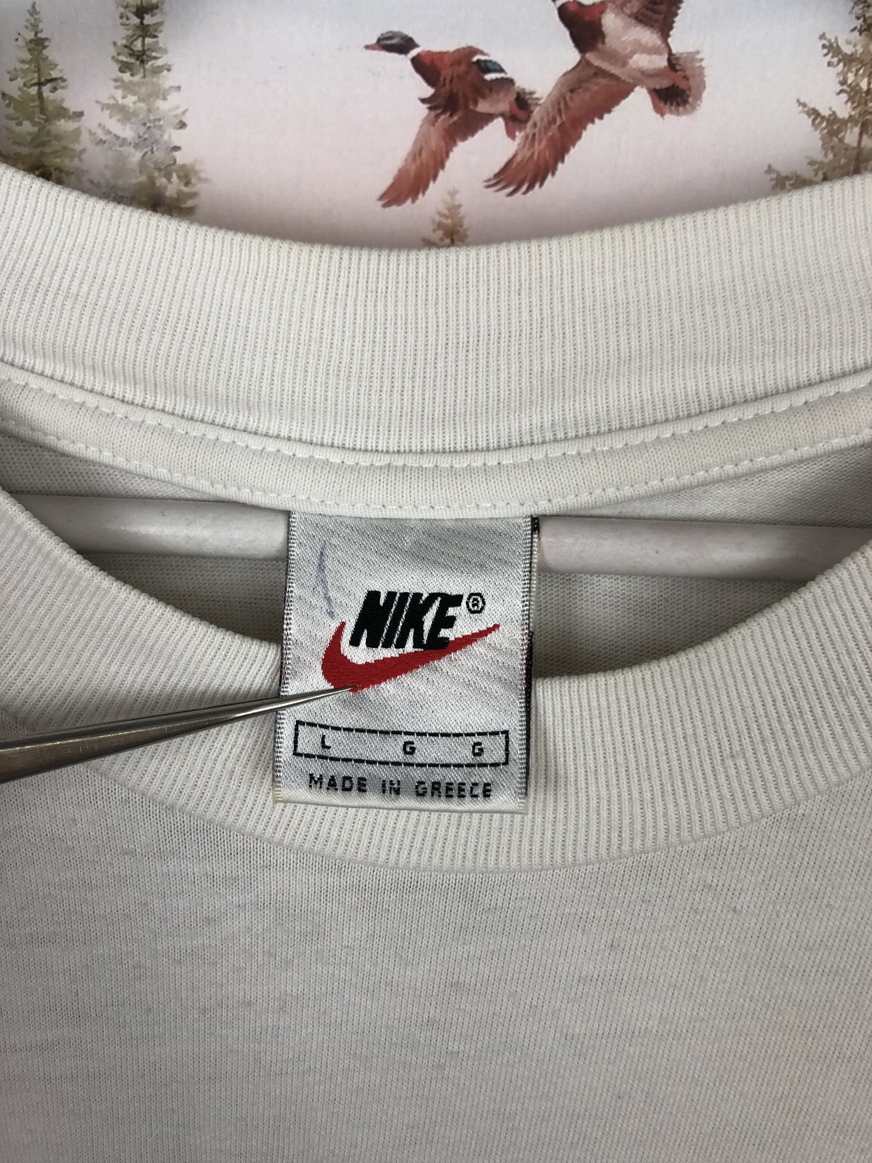 Nike Vintage Nike Just Do It Big Logo Over Print Shirt Tee Size US L / EU 52-54 / 3 - 5 Thumbnail