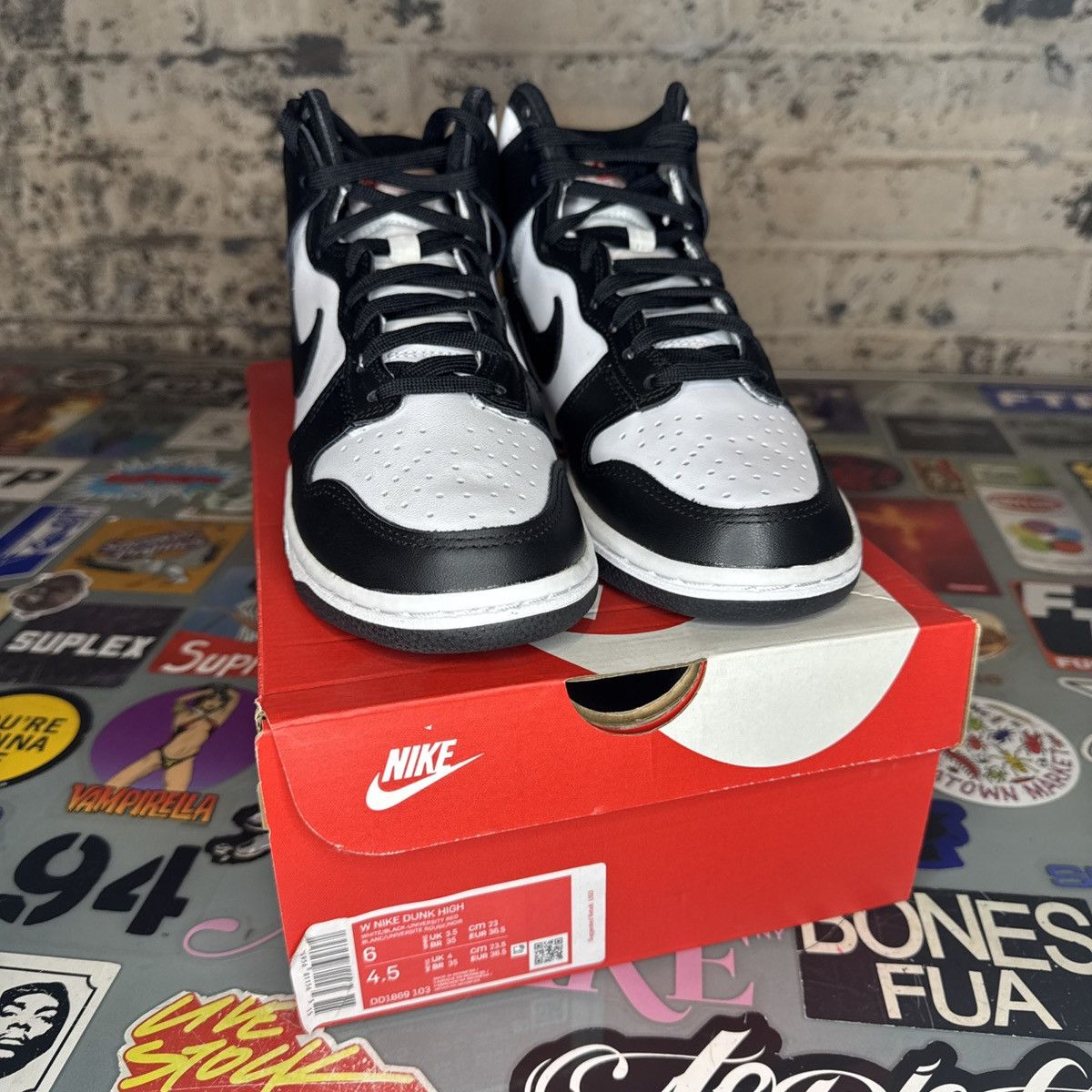 Nike Nike Dunk High Panda Black White W 6 / M 4.5 DS Size US 6 / IT 36 - 8 Thumbnail