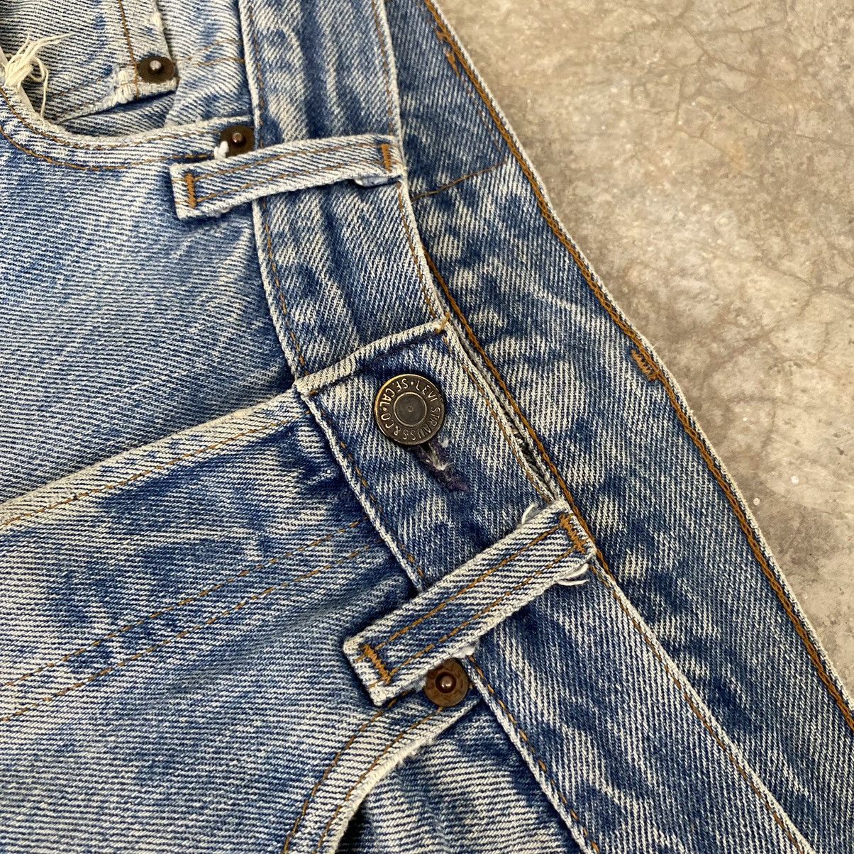Levi's Vintage 80’s Levis 501 Faded Blue Ripped Denim Jeans Size US 31 - 10 Thumbnail