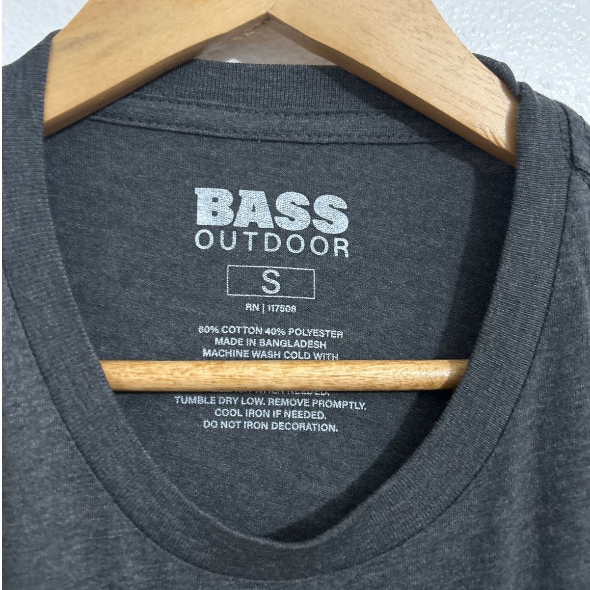 G.H. Bass & Co. NWT BASS OUTDOOR Gray Circle Trademark Logo Tee Shirt Size US S / EU 44-46 / 1 - 3 Thumbnail