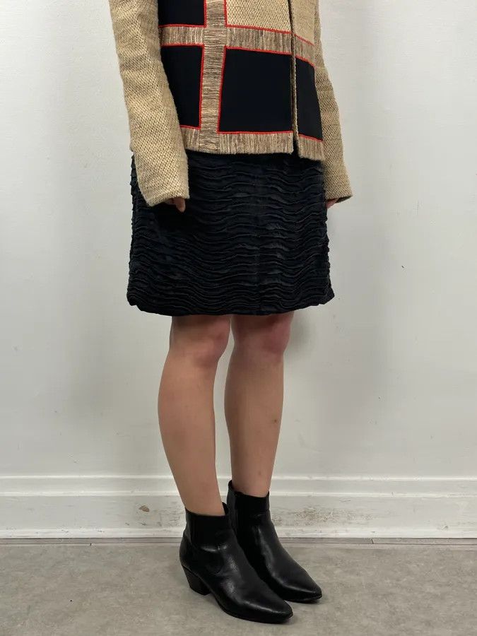 Prada Prada Black Silk Ruched Skirt Size 26" / US 2 / IT 38 - 3 Thumbnail
