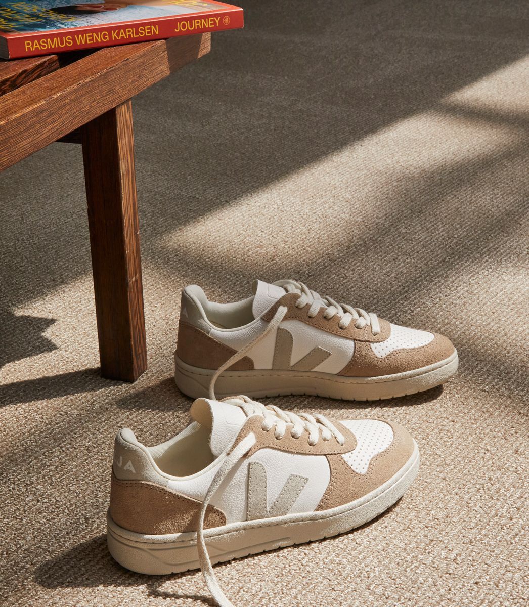 Veja VEJA V-10 Extra White Natural Sahara VX0503298B US 11 EU 44 Size US 11 / EU 44 - 4 Thumbnail