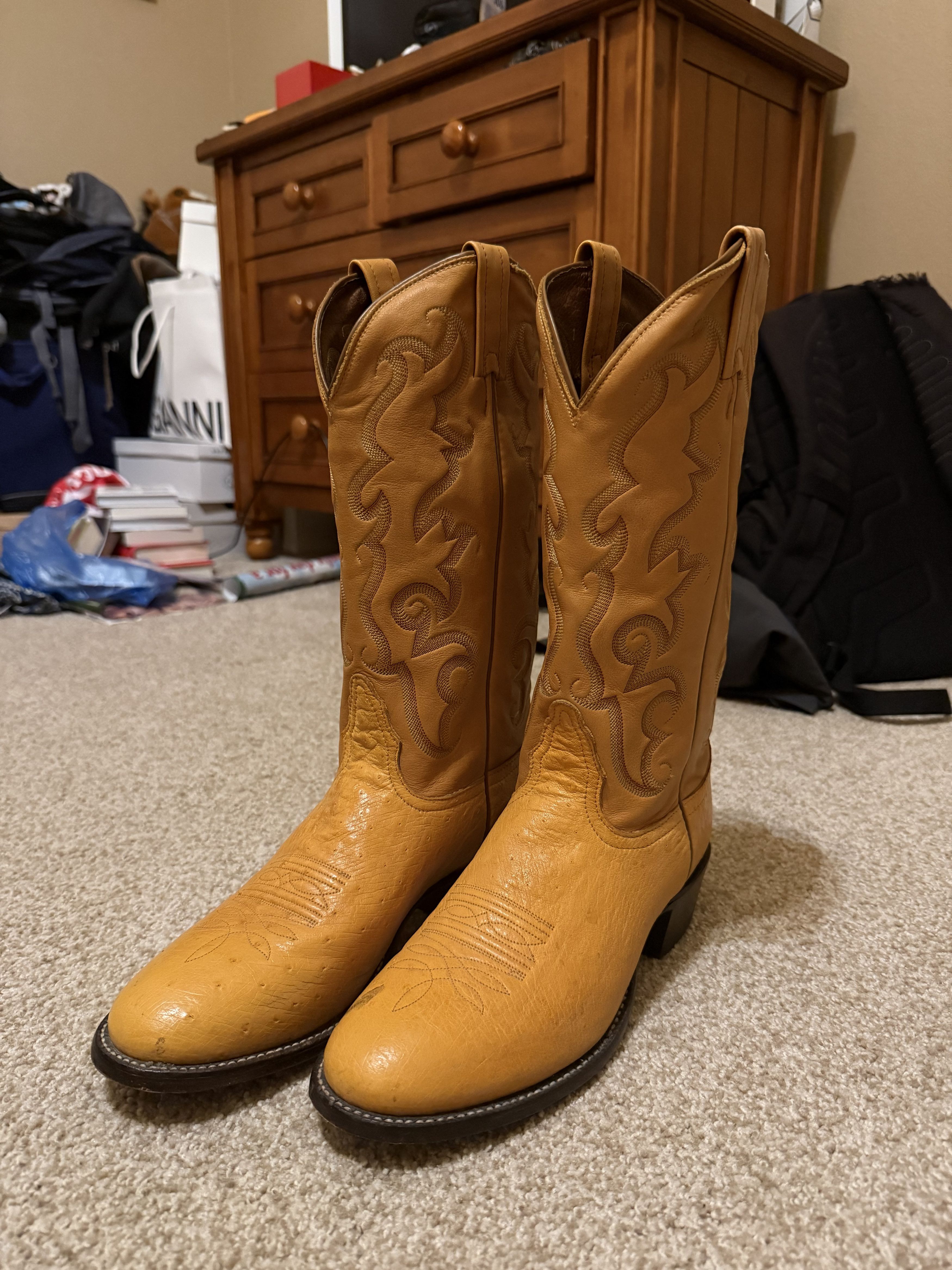 Nocona Boots Nocona Ostrich Cowboy Boots Size 9A (narrow foot) Size US 9 / EU 42 - 1 Thumbnail