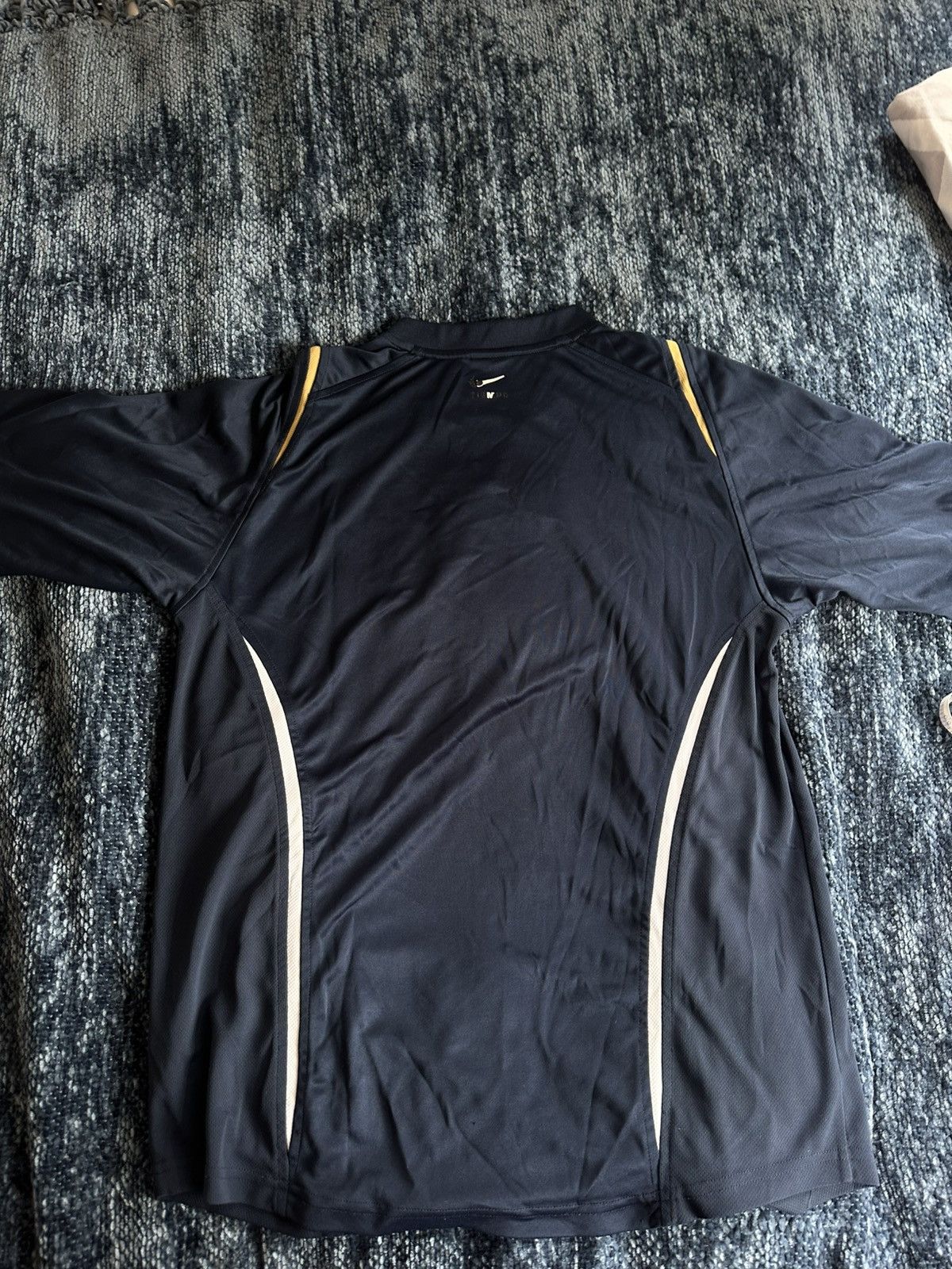 Nike Vintage Nike Navy/Gold Soccer Jersey Size US M / EU 48-50 / 2 - 2 Thumbnail