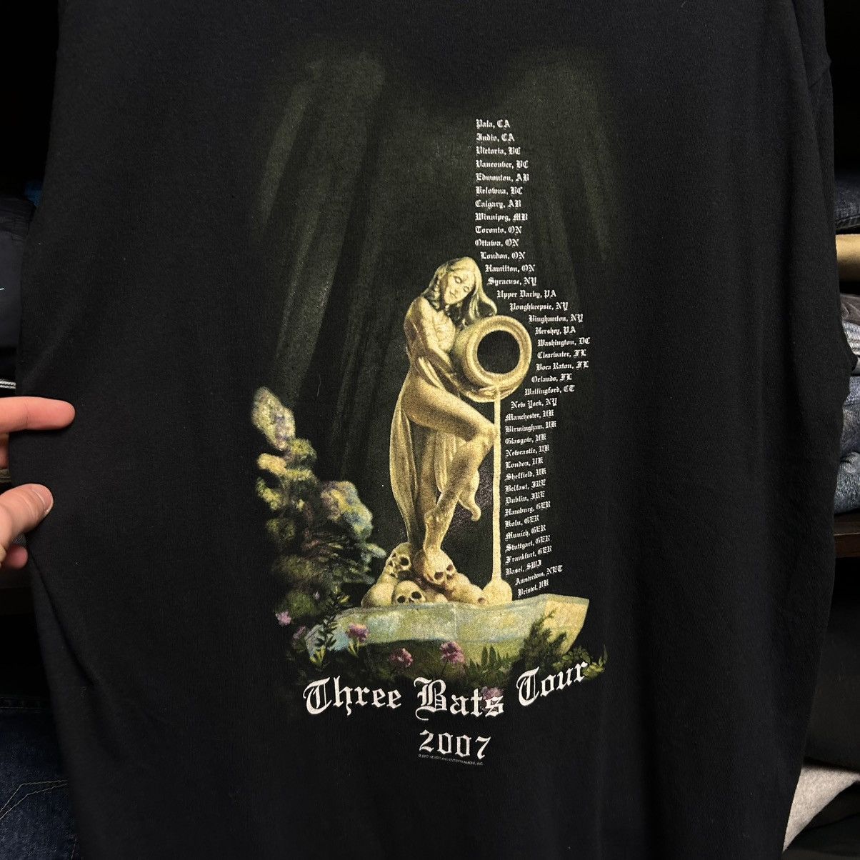 Band Tees Vintage Meat Loaf 2007 Three Bats Tour rock band tee size L Size US L / EU 52-54 / 3 - 6 Thumbnail