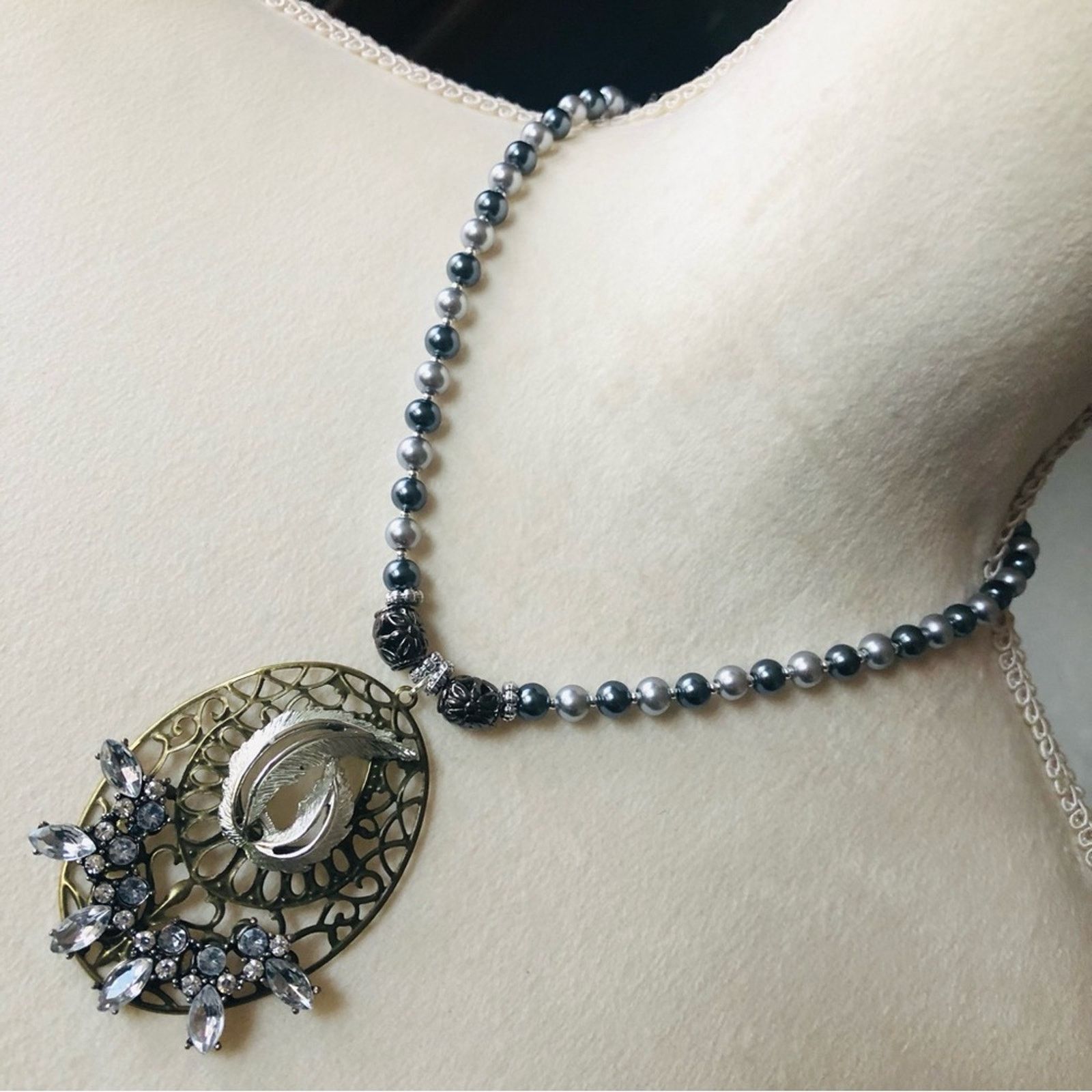 Handmade Handcrafted repurpose filigree stone pendant Pearl necklace Size ONE SIZE - 1 Thumbnail
