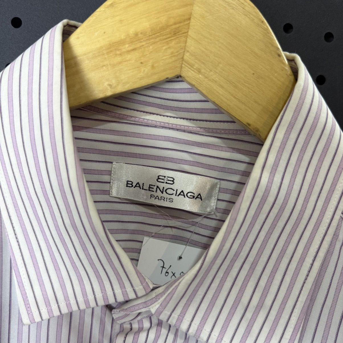 Balenciaga Balenciaga paris stripe button up shirt Size US XL / EU 56 / 4 - 5 Thumbnail