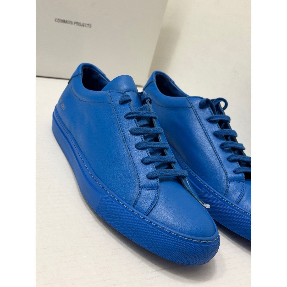 Common Projects COMMON PROJECTS ORIGINAL ACHILLES LOW BLUE Size US 9 / EU 42 - 10 Thumbnail