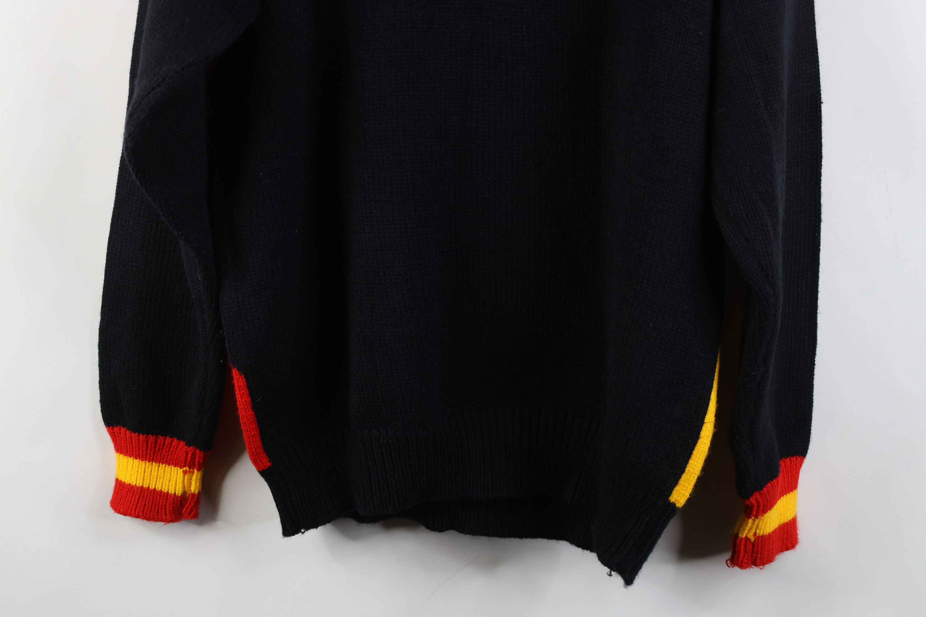Disney Vintage 80s 90s Disney Mickey Mouse Jumbo Crewneck Sweater Size M / US 6-8 / IT 42-44 - 13 Thumbnail