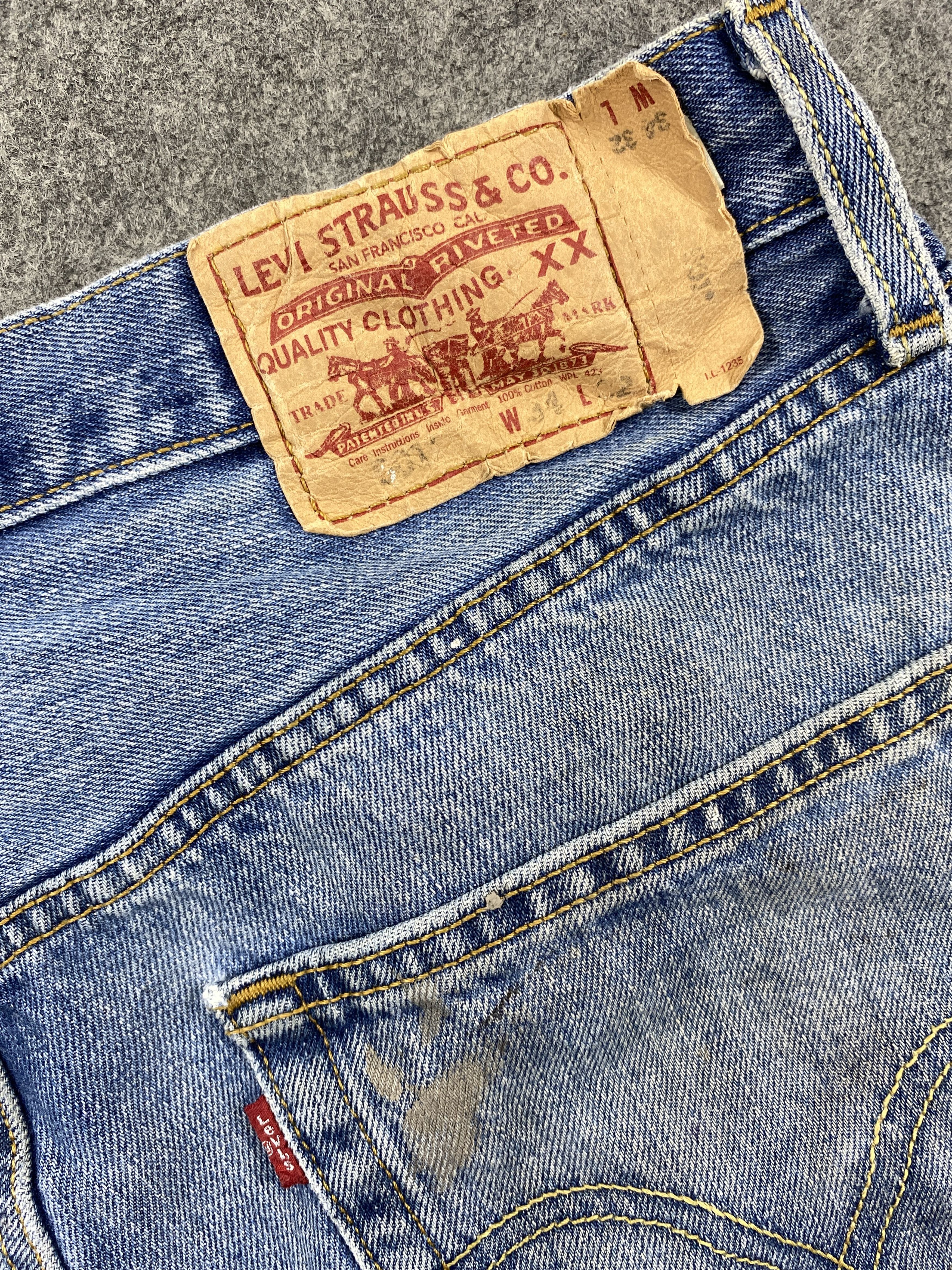 Japanese Brand Dirty Used Blue Vintage Levi's 501 Jeans 34x32.5 - JN1622 Size US 34 / EU 50 - 10 Thumbnail