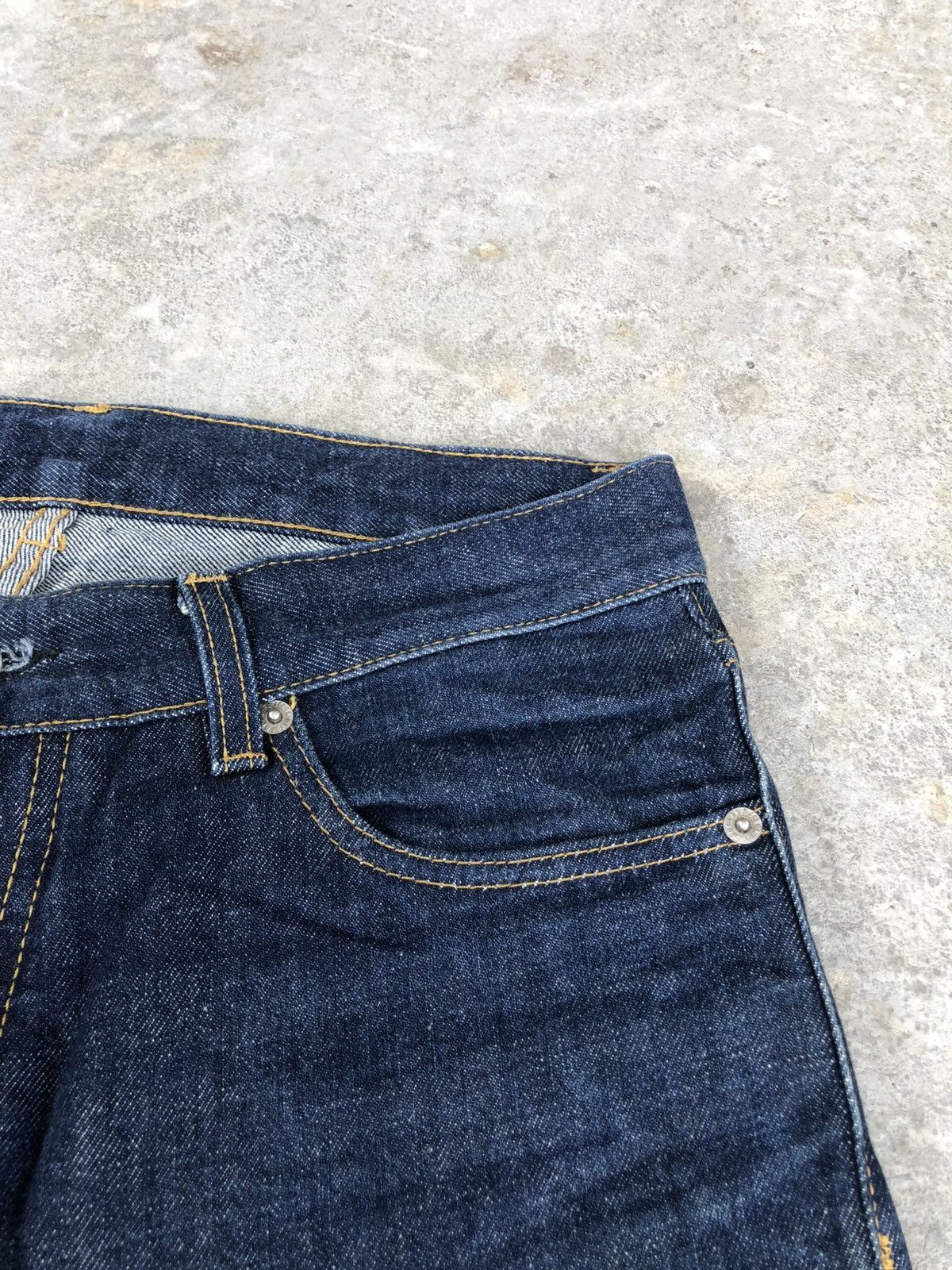 Helmut Lang Helmut Lang Jeans Classic Raw Denim Classic Size US 31 - 17 Thumbnail