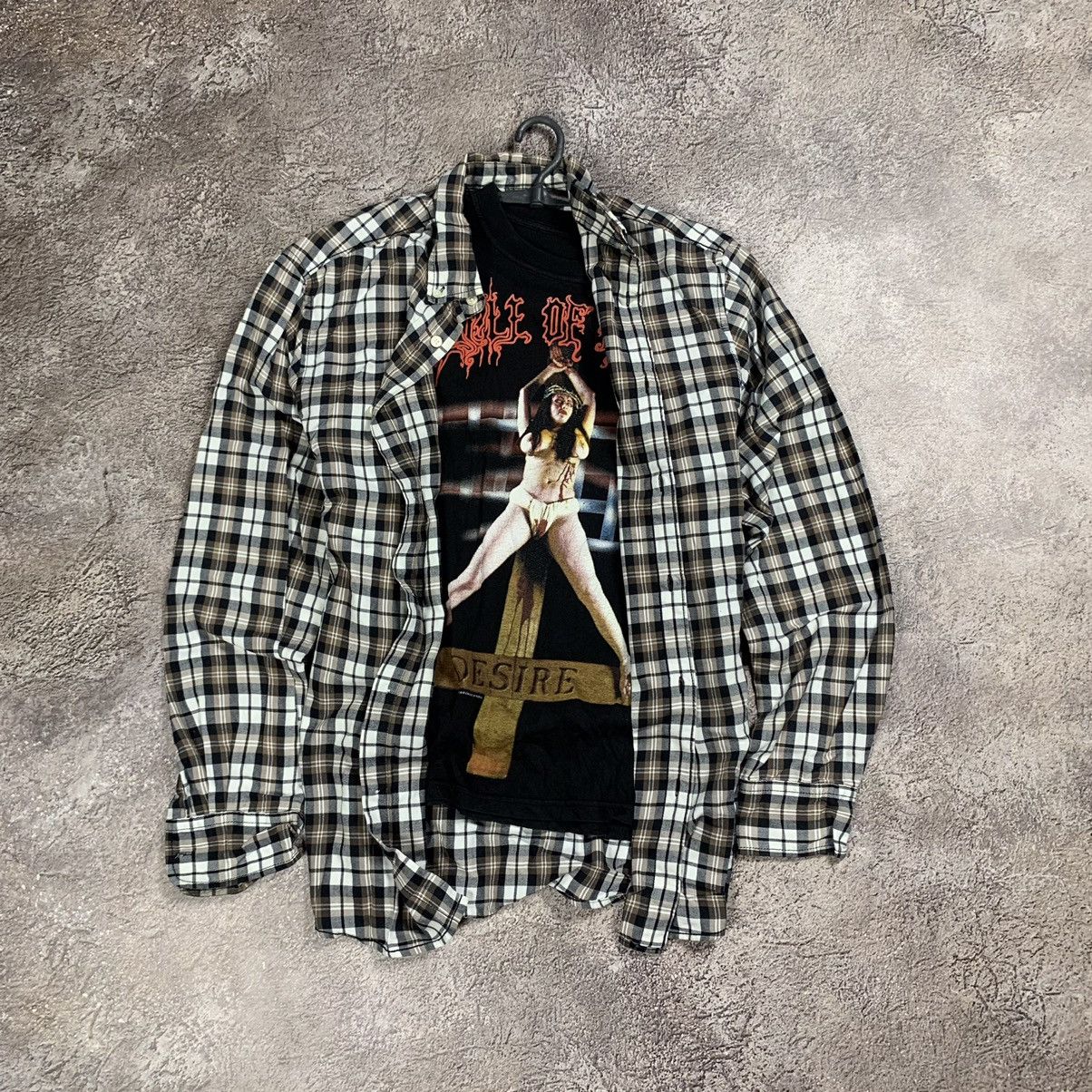 Vintage Vintage 90s Y2K Plaid Shirt Oversized Grunge Skate Faded L Size US L / EU 52-54 / 3 - 1 Thumbnail