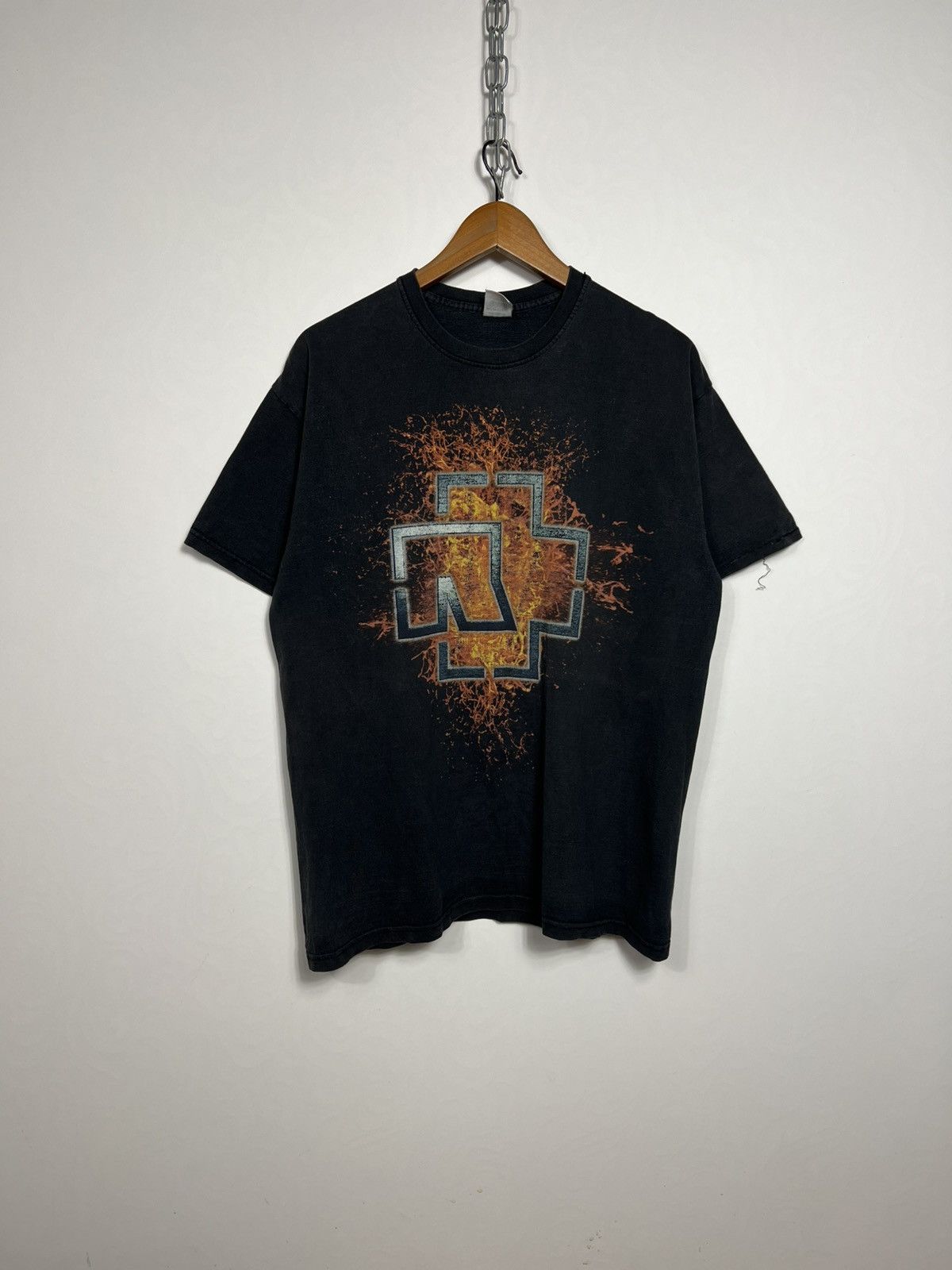 Band Tees Vintage 00s Rammstein Hier Kommt Die Sonne Band T-shirt Tee Size US L / EU 52-54 / 3 - 1 Thumbnail