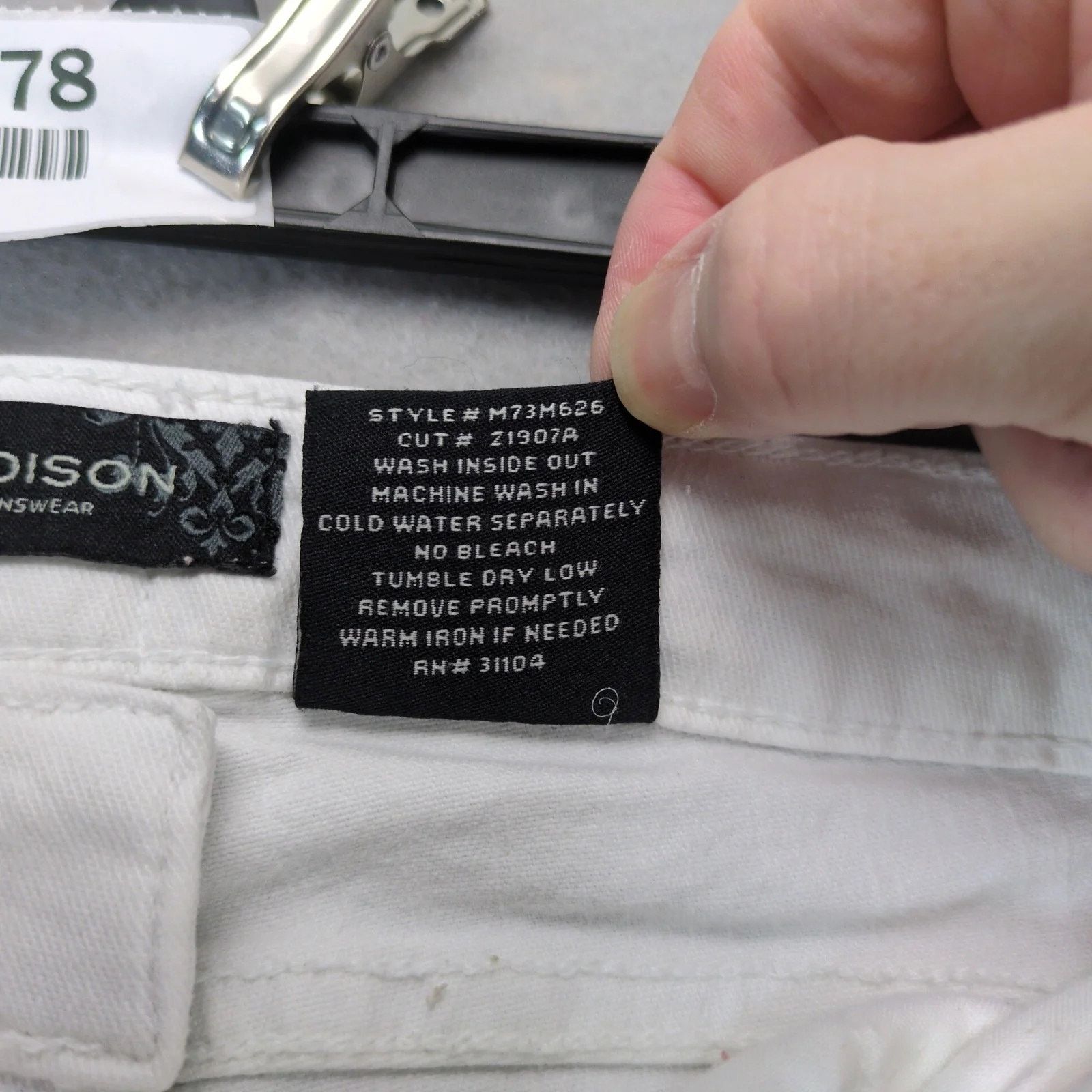 Madison Madison Jeanswear White Denim Crop Capri Jeans Womens 34x21" Size 32" / US 10 / IT 46 - 8 Thumbnail