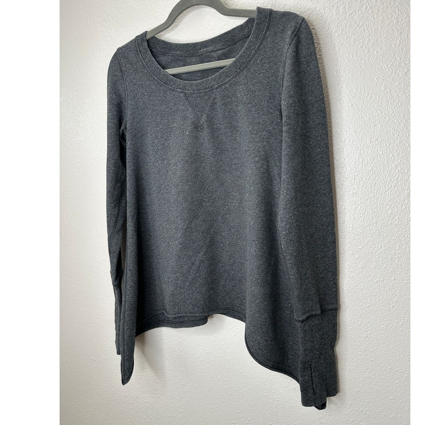 Lululemon Lululemon Athletic Gray Tea Lounge Sweater Asymmetrical 6 Size M / US 6-8 / IT 42-44 - 5 Thumbnail