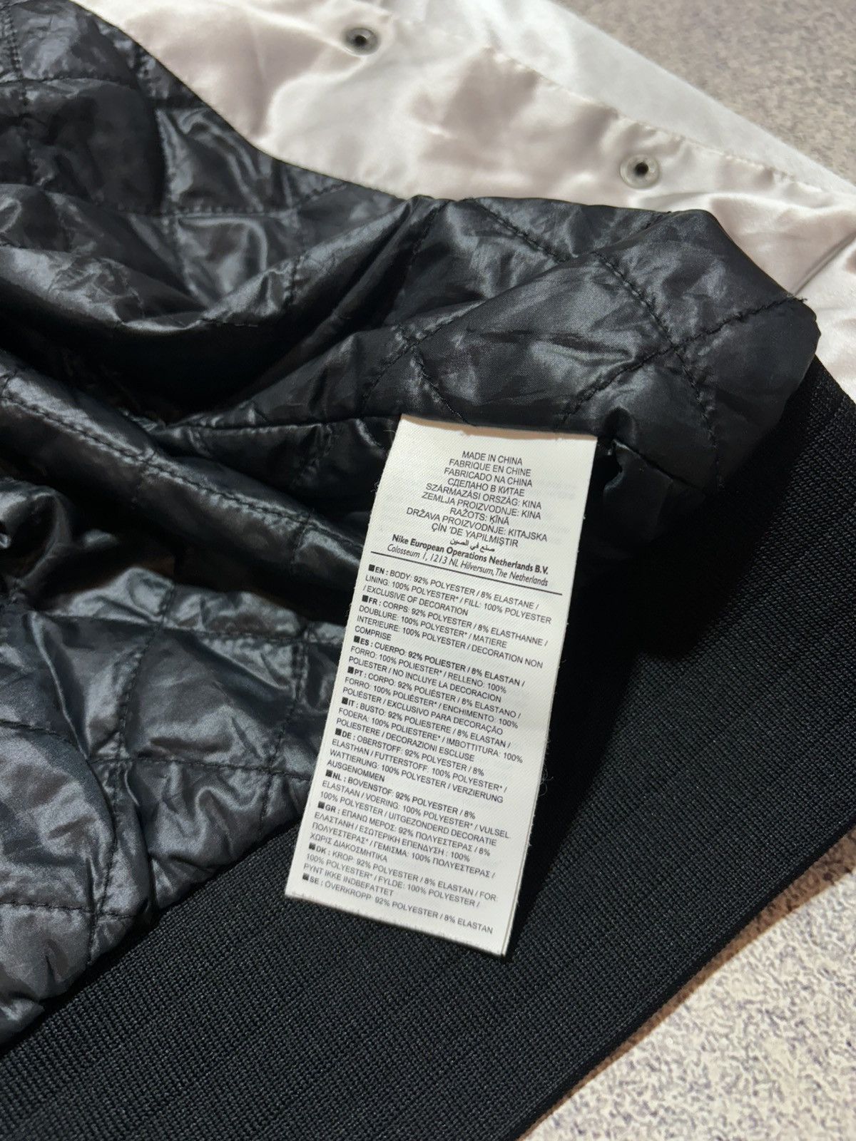 Vintage New York Yankees Nike Bronx Bomber Jacket L Size US L / EU 52-54 / 3 - 8 Thumbnail